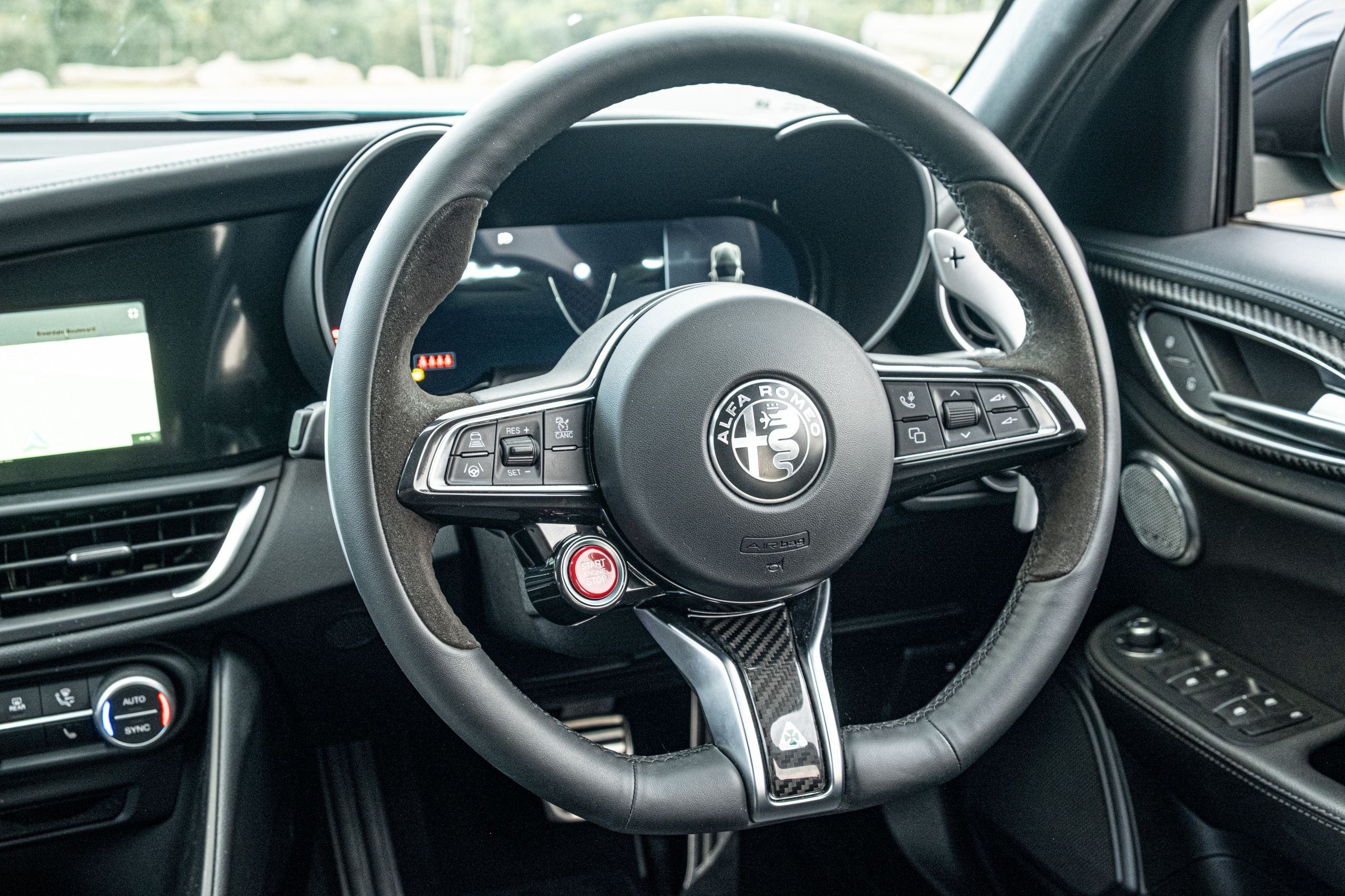 Alfa Romeo Giulia Quadrifoglio Review Australia New - 57