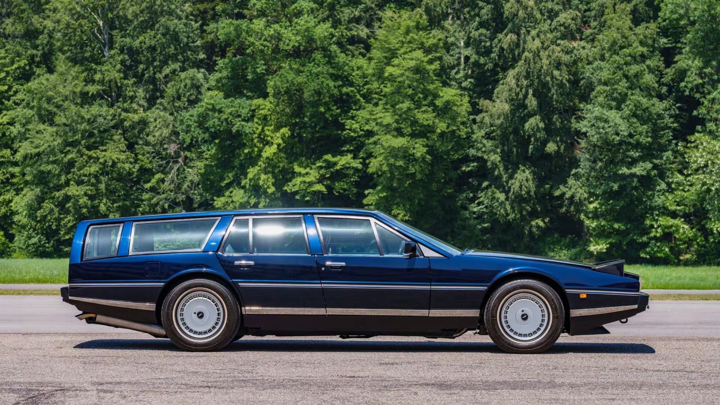 1987 Aston Martin Lagonda wagon 00003