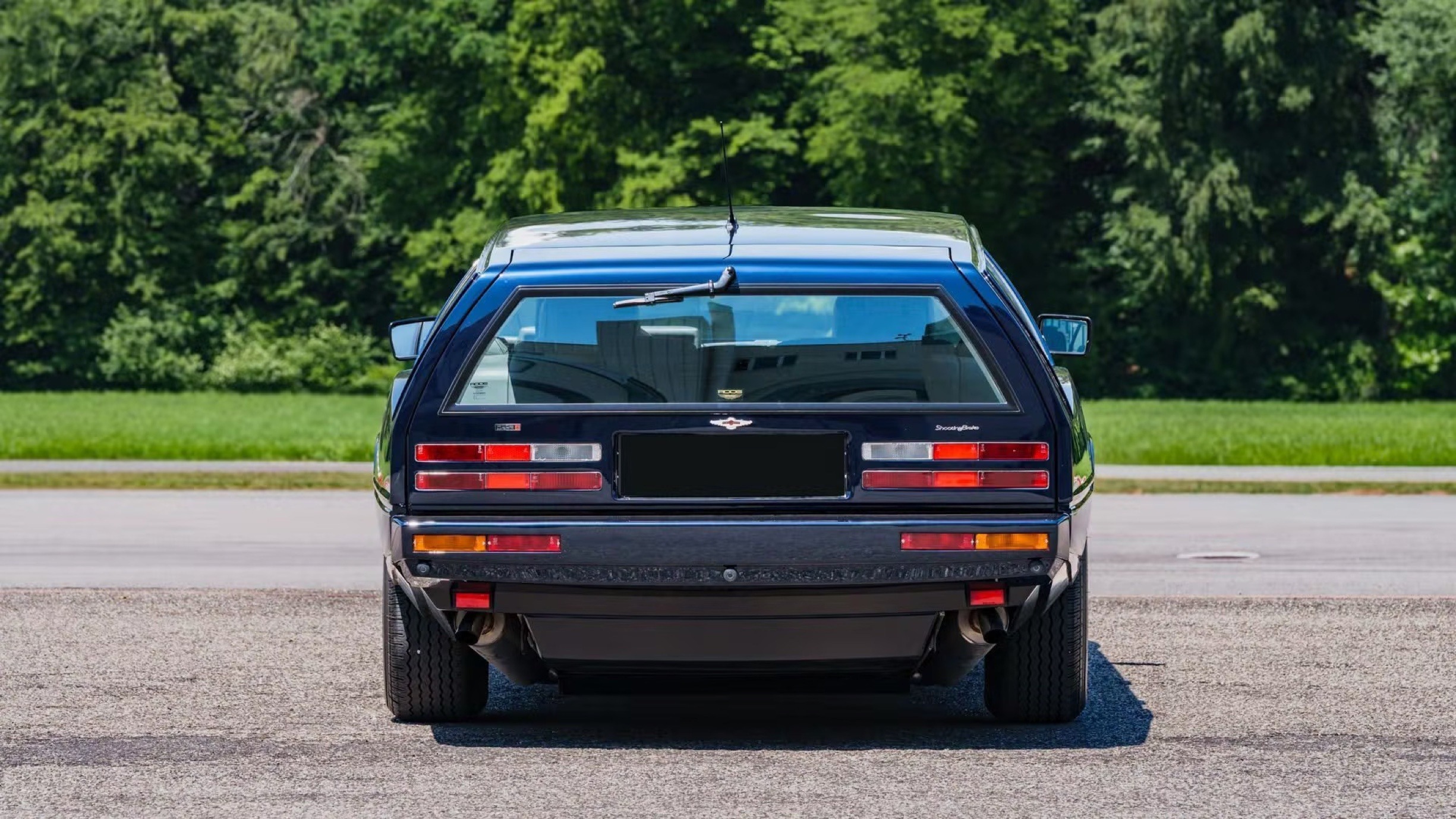 1987 Aston Martin Lagonda wagon 00007
