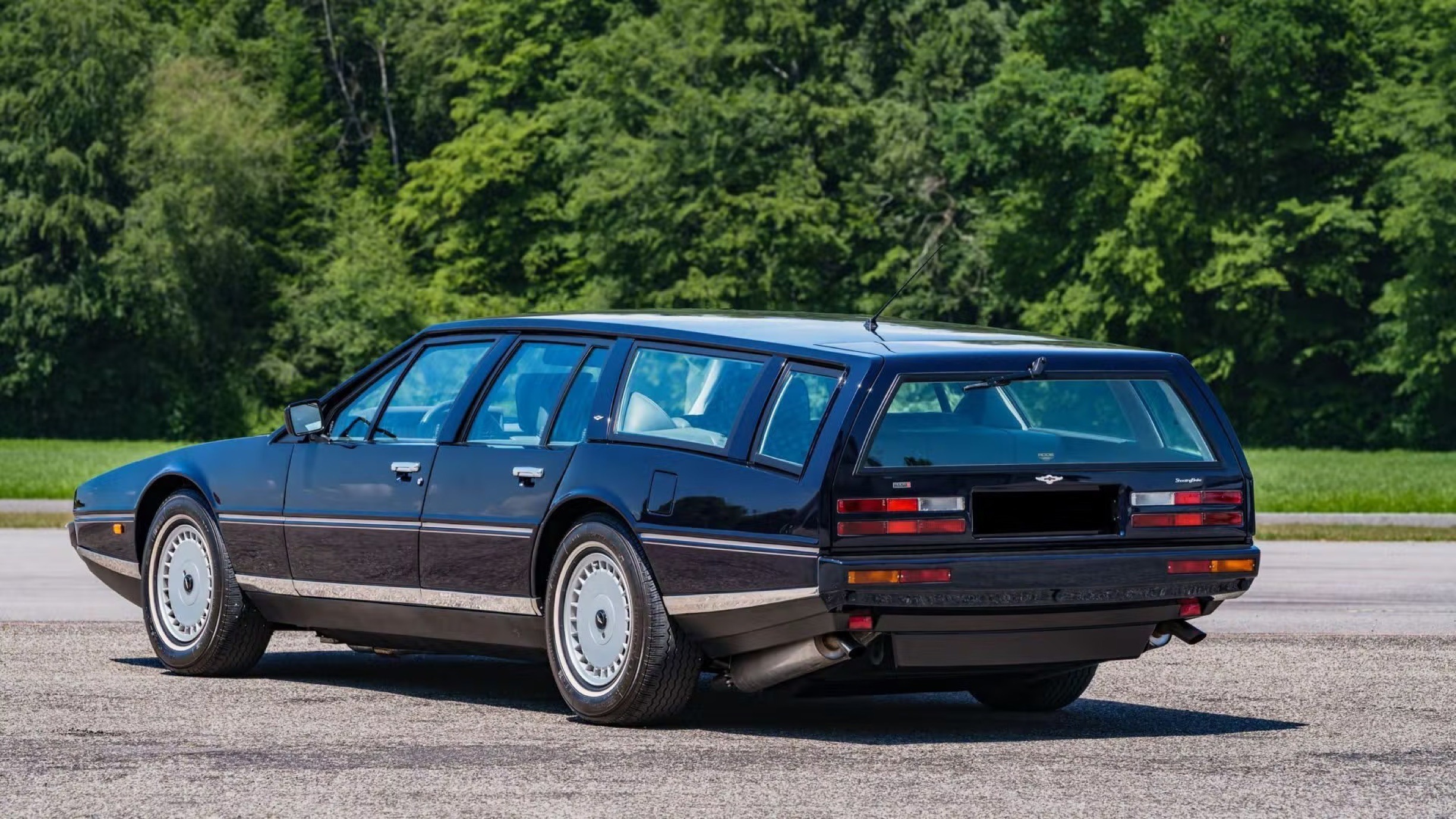 1987 Aston Martin Lagonda wagon 00026