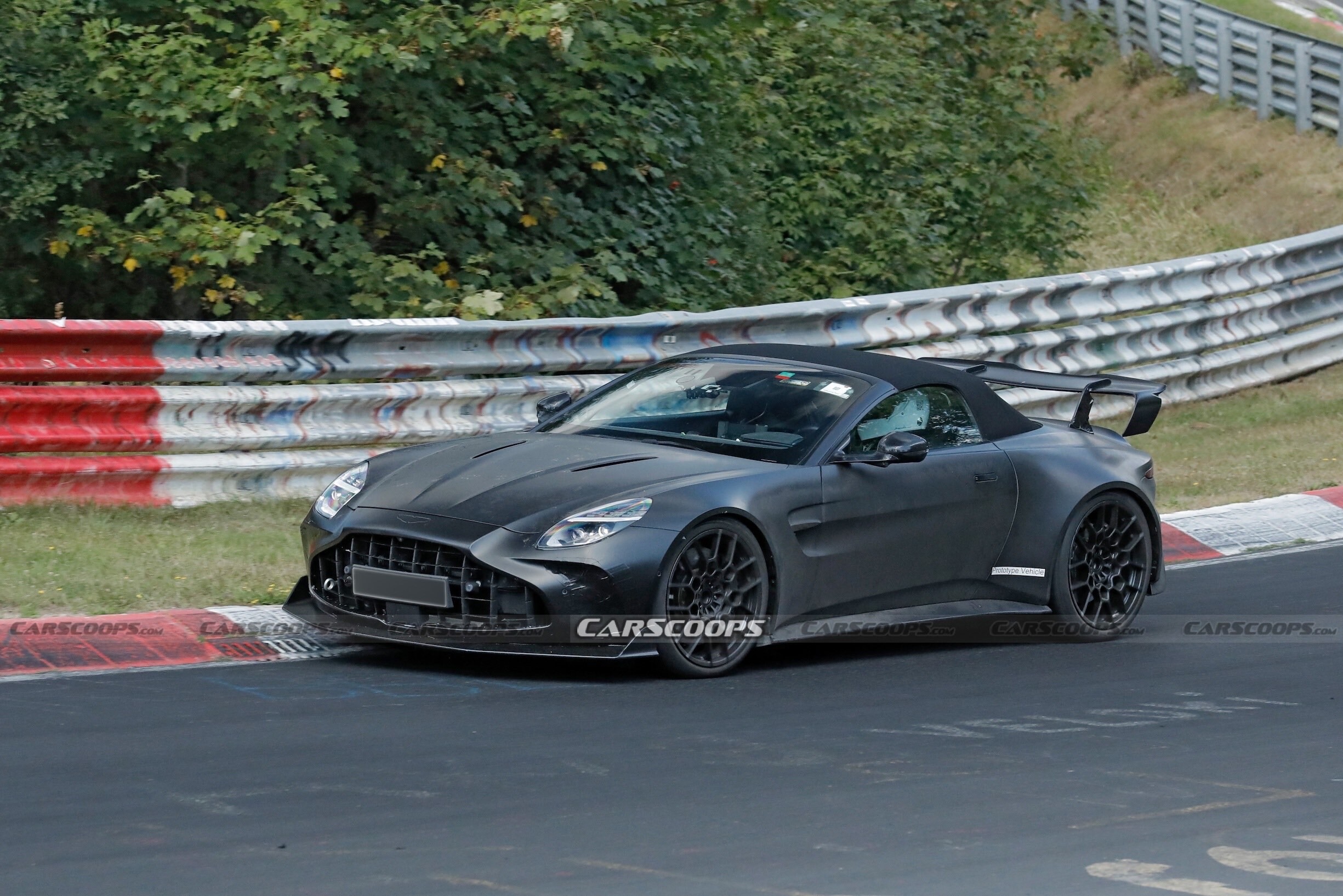 Aston Martin Vantage RS Roadster spy shots 00001