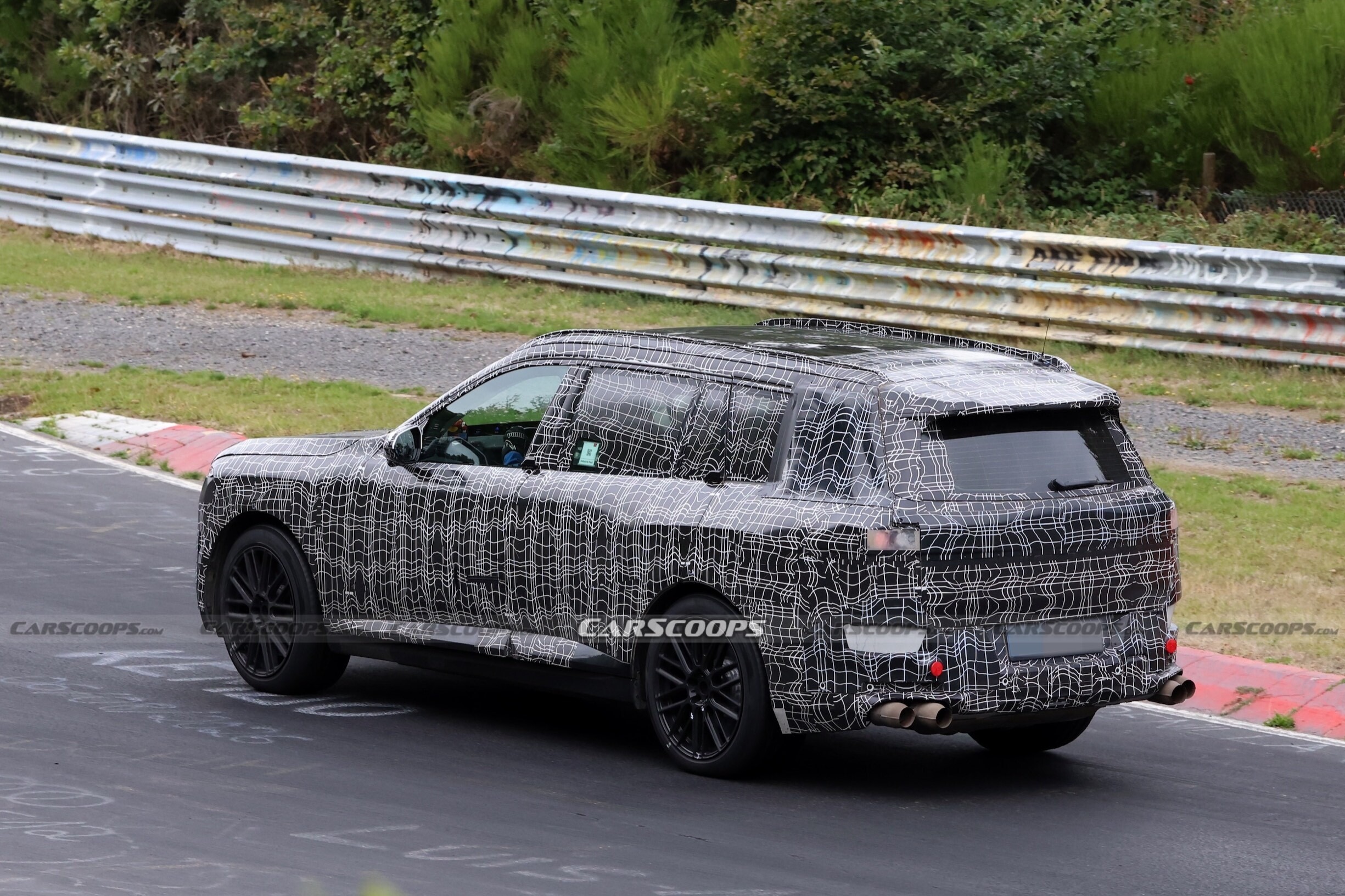 BMW X7 M60 spy shots 00009