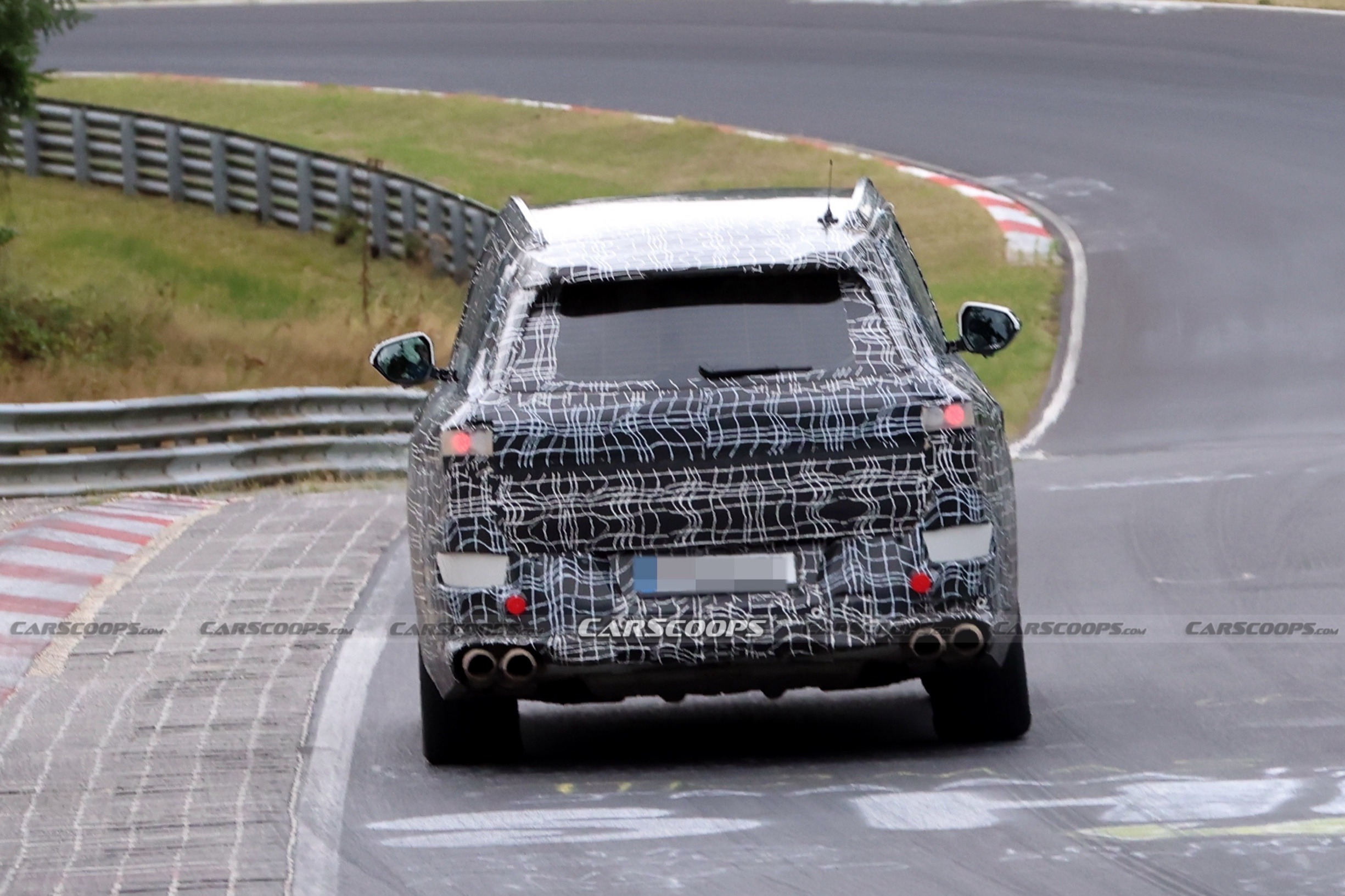 BMW X7 M60 spy shots 00014
