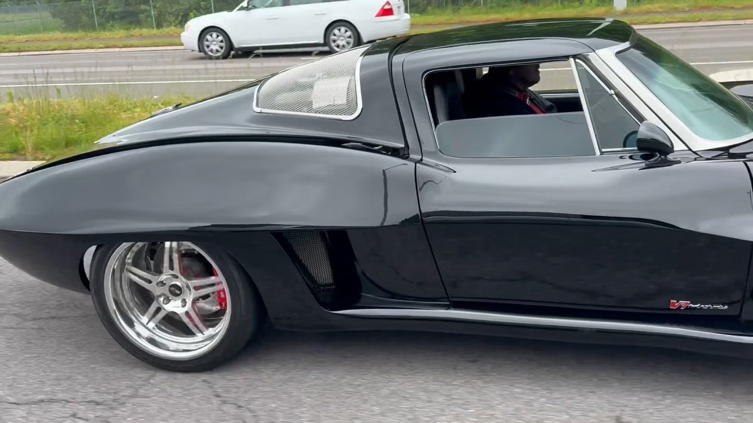 1963 Chevrolet Corvette Split-window Mid-engined LS1 00013