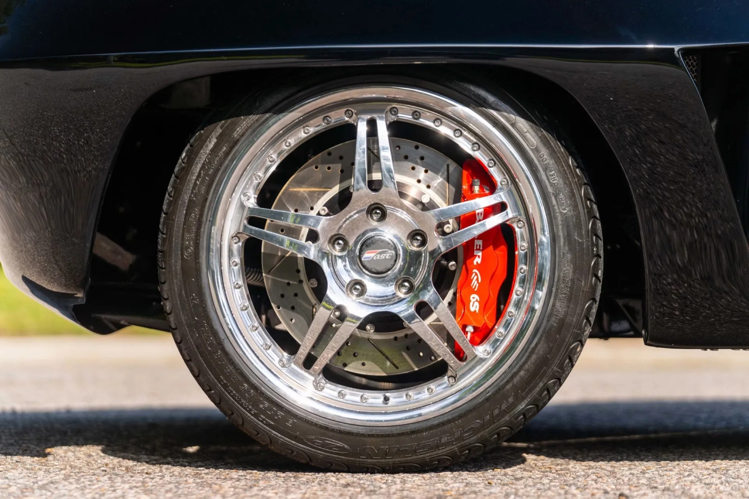 1963 Chevrolet Corvette Split-window Mid-engined LS1 00041