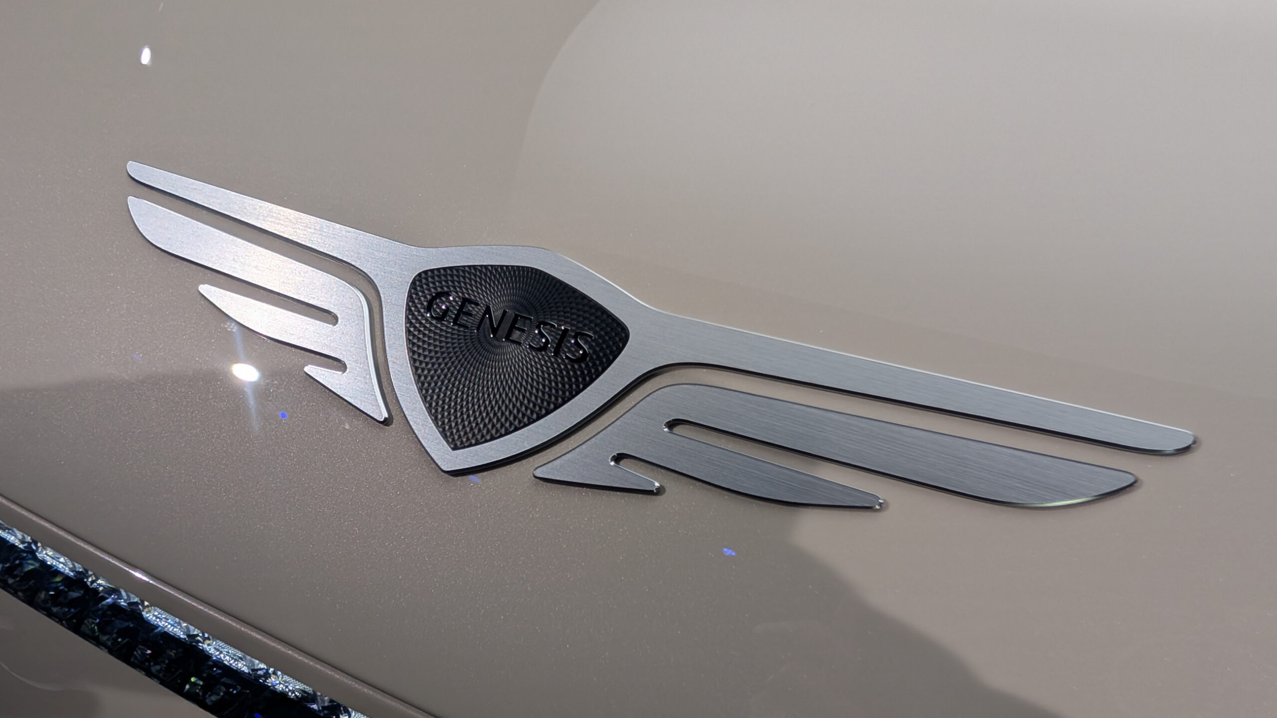 2028 Genesis GV90 148