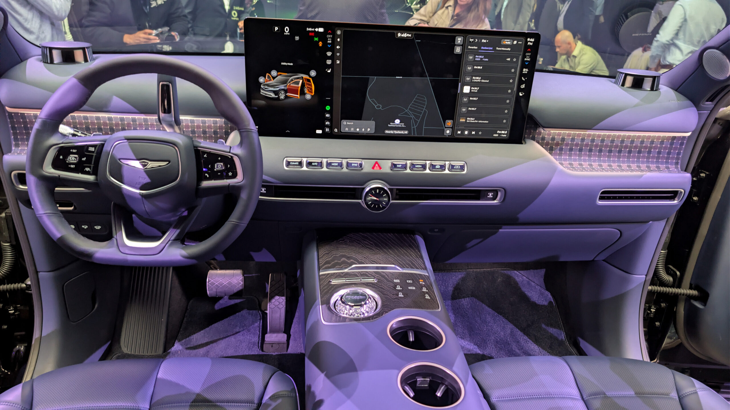 2028 Genesis GV90 207