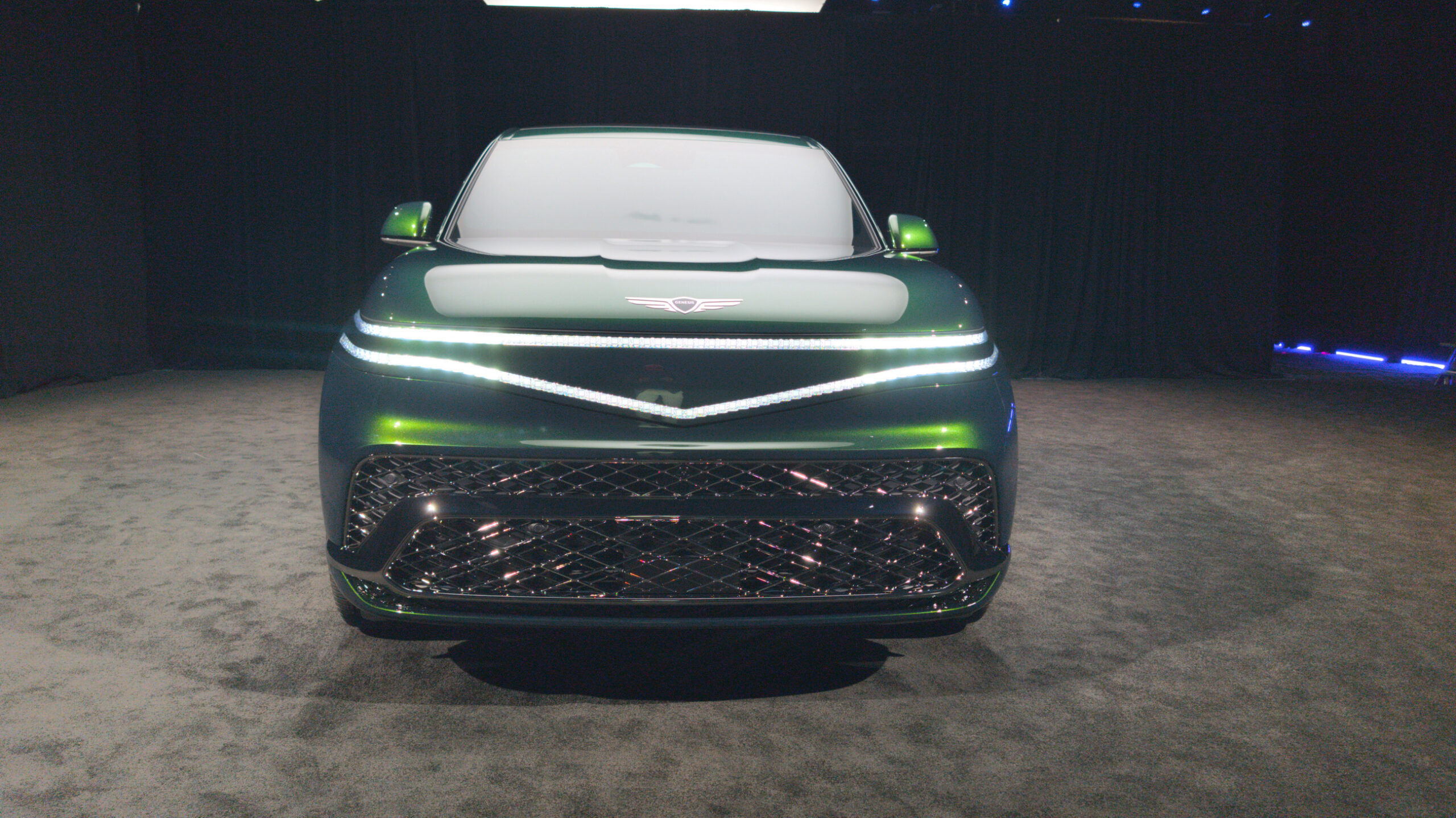 2028 Genesis GV90 33