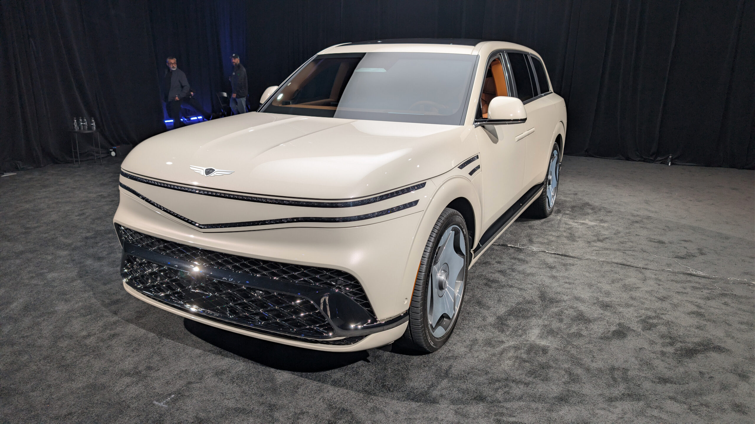 2028 Genesis GV90 51