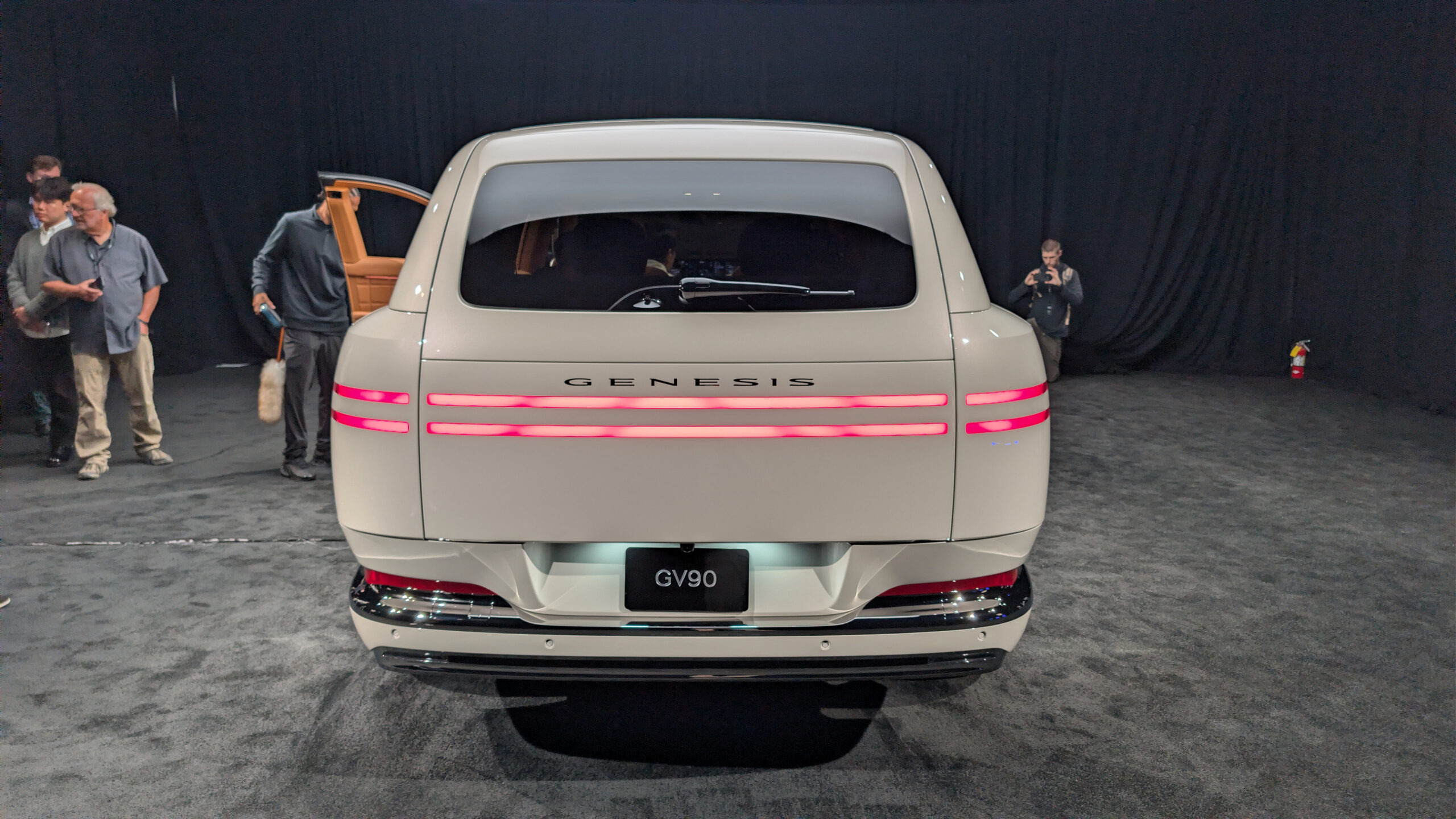 2028 Genesis GV90 59