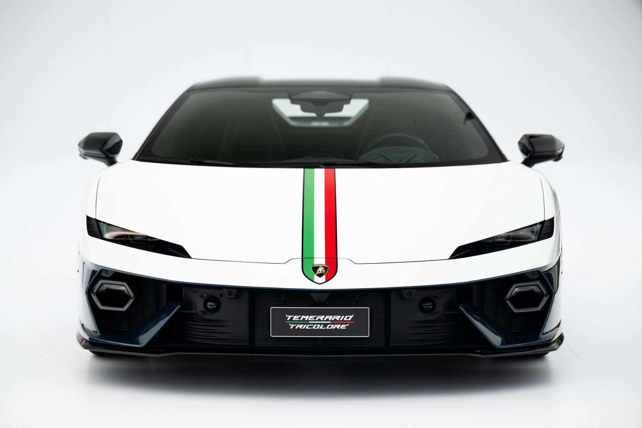 Lamborghini Temerario Tricolore 824 14