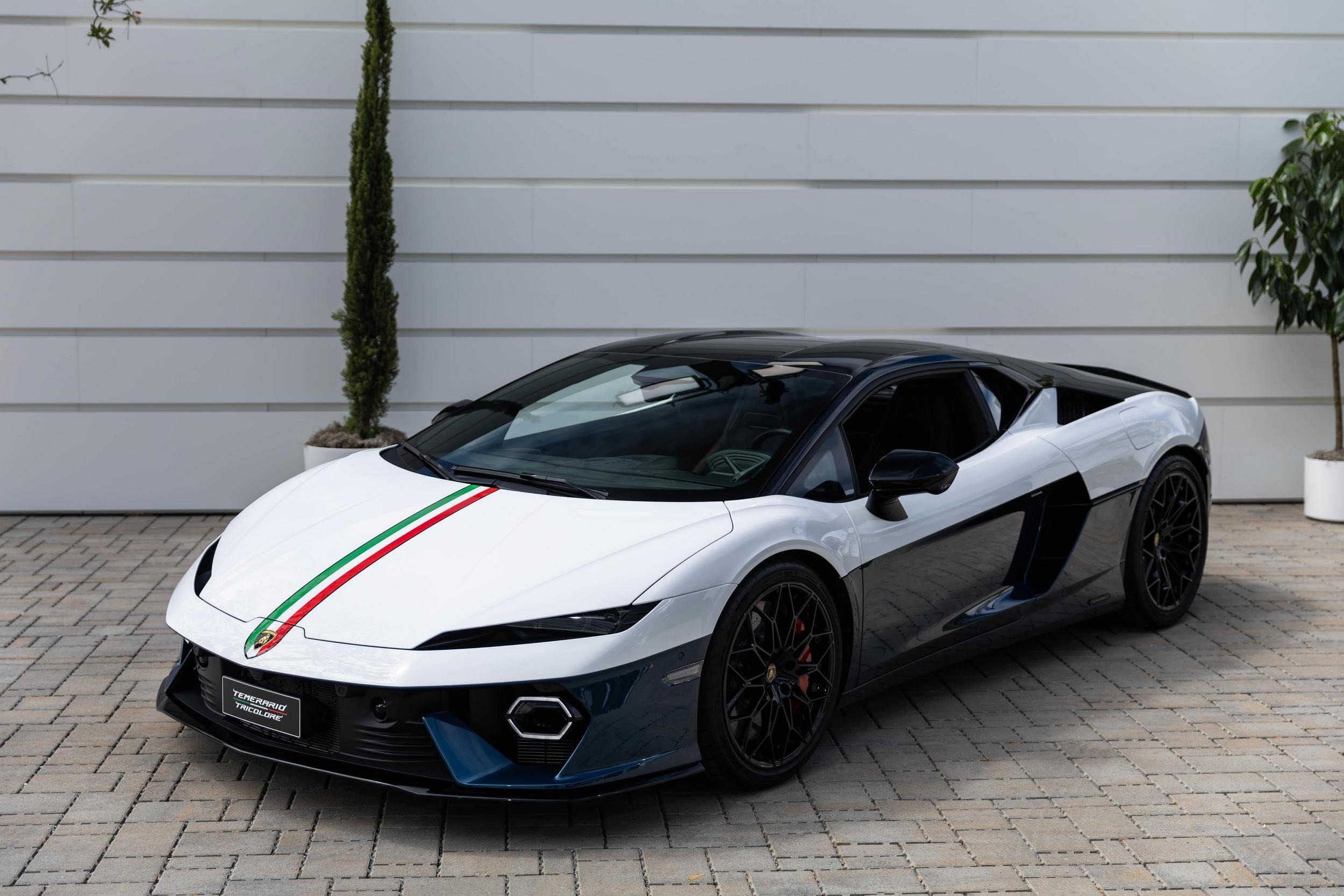 Lamborghini Temerario Tricolore 824 28