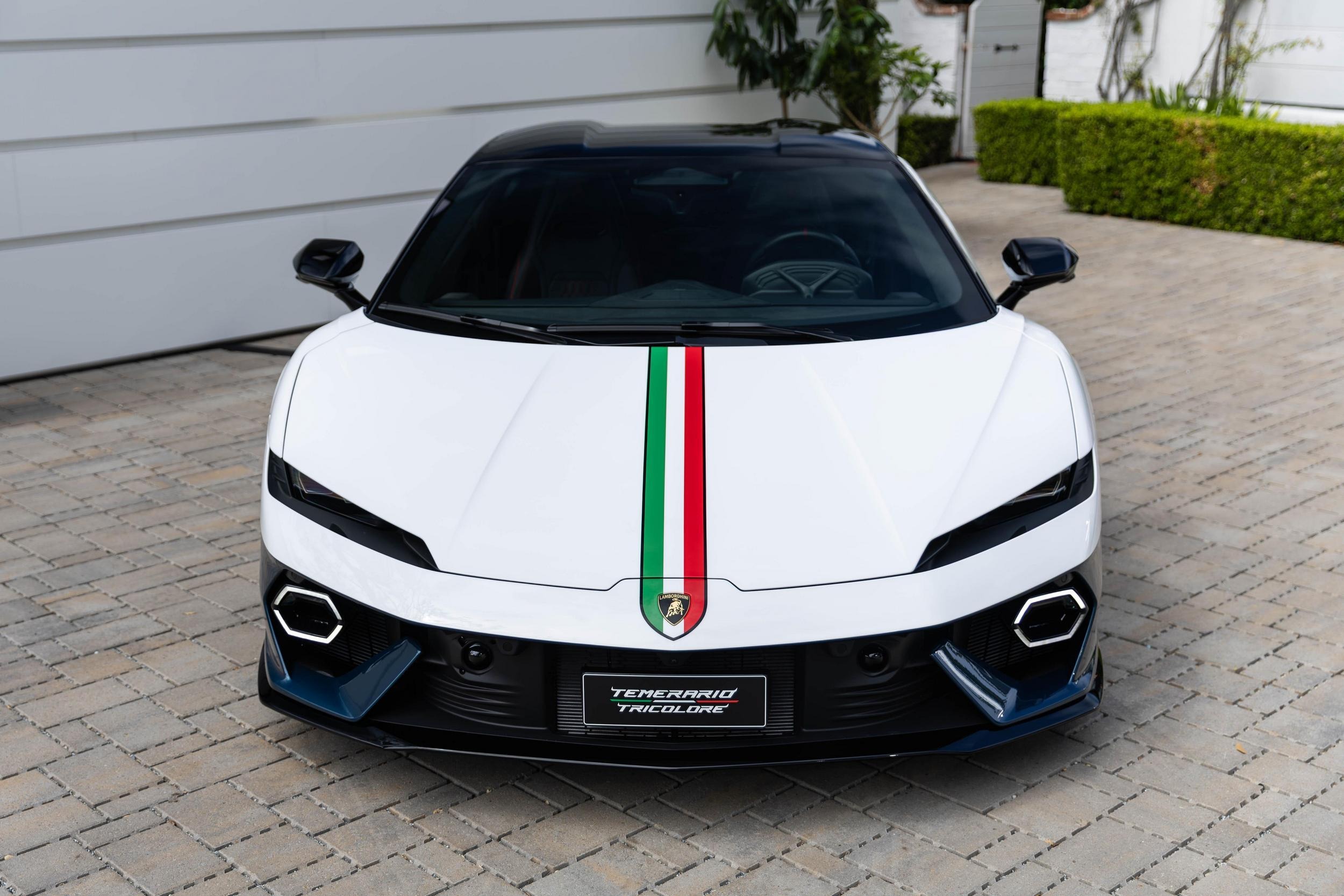Lamborghini Temerario Tricolore 824 33