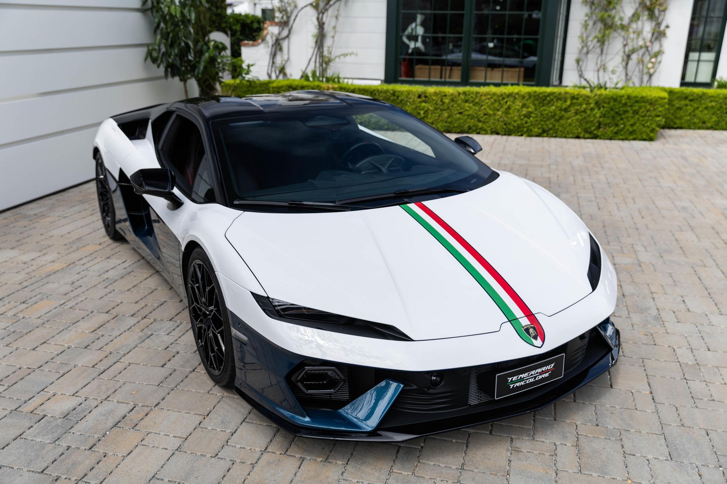 Lamborghini Temerario Tricolore 824 37