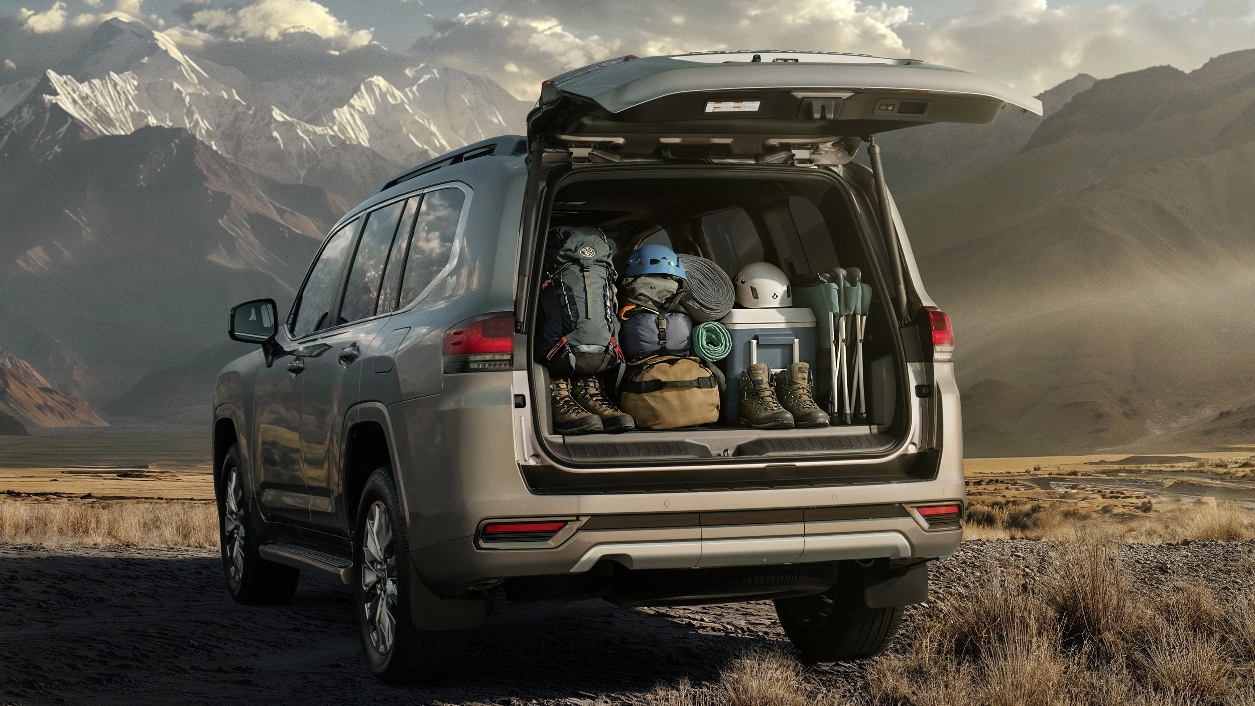 2026 Toyota Land Cruiser 300 Hybrid (9) copy