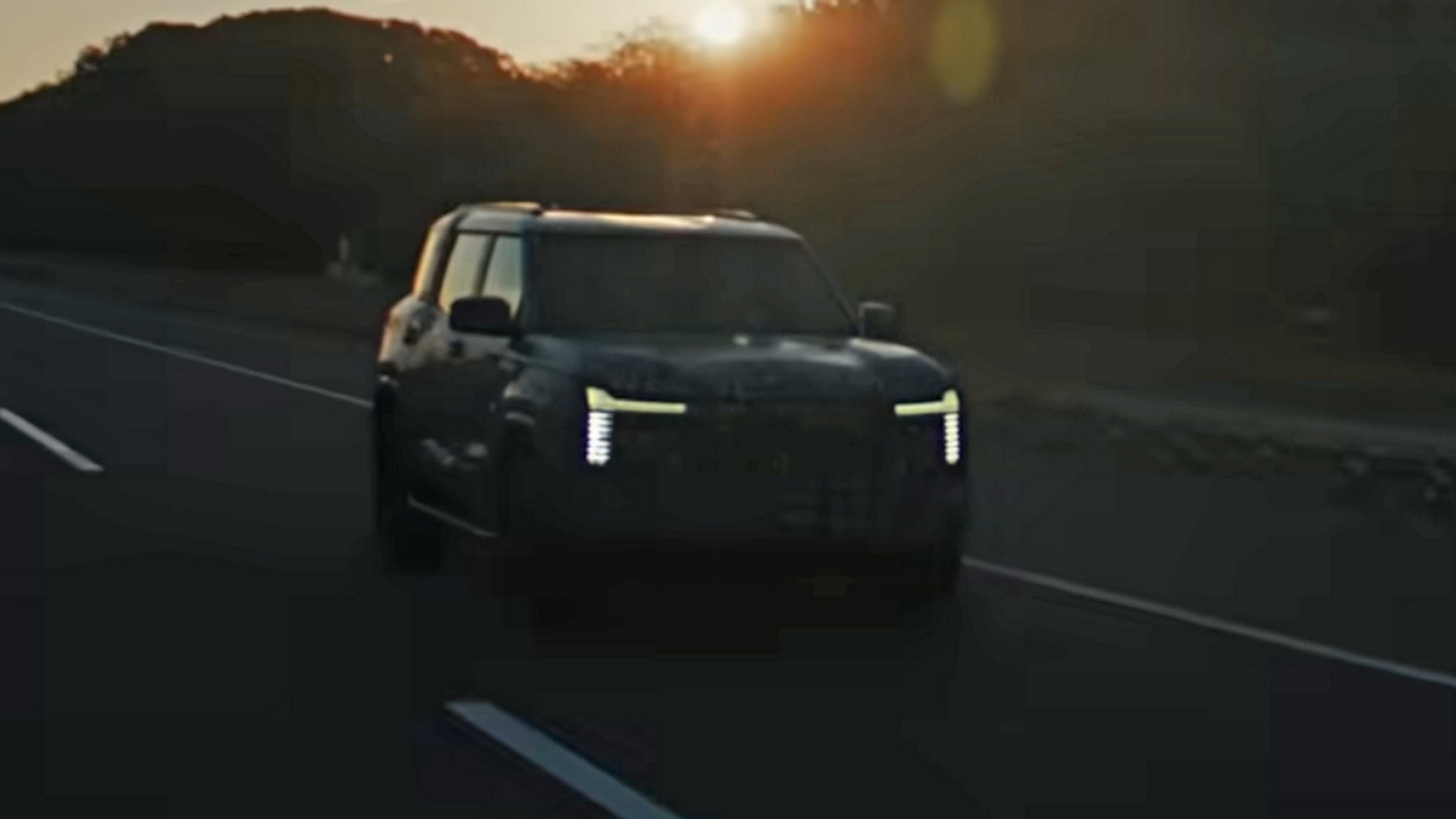 Mitsubishi Pajero Teaser - 3