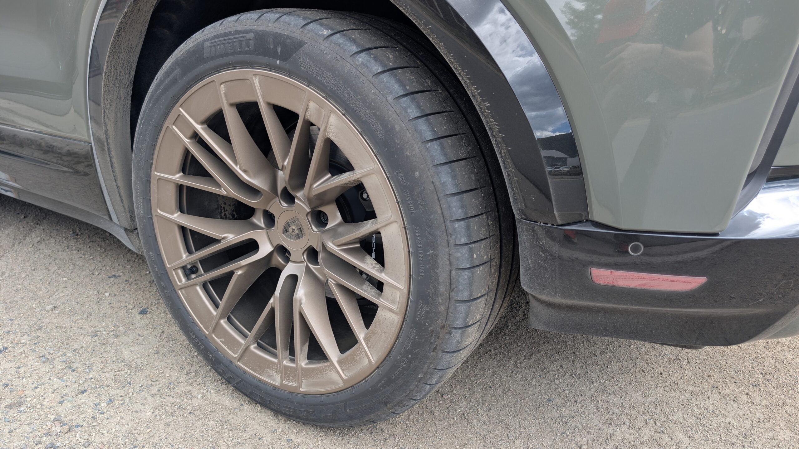 2026 Porsche Cayenne for Carscoops by Stephen Rivers 36