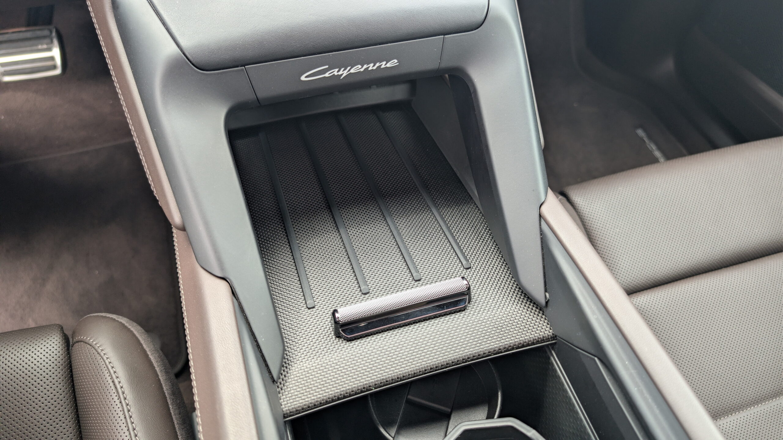 2026 Porsche Cayenne for Carscoops by Stephen Rivers 60