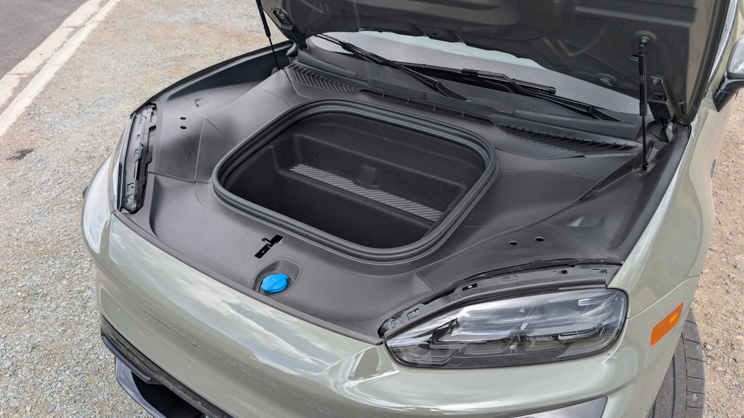 2026 Porsche Cayenne for Carscoops by Stephen Rivers 80