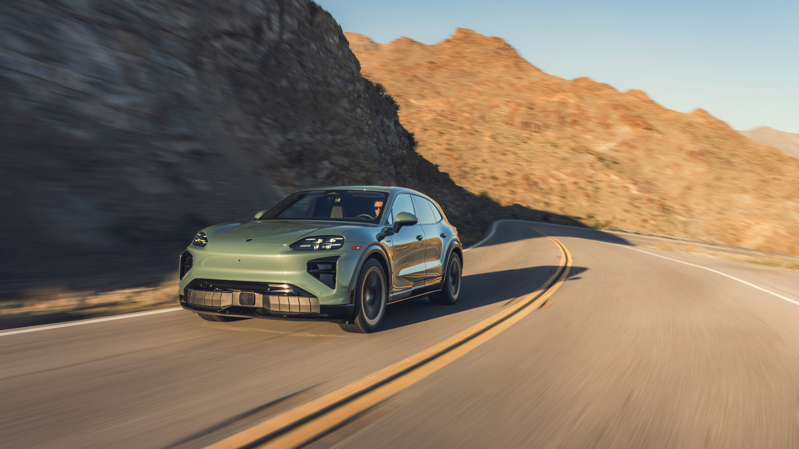 2026 Porsche Cayenne Turbo Electric 20
