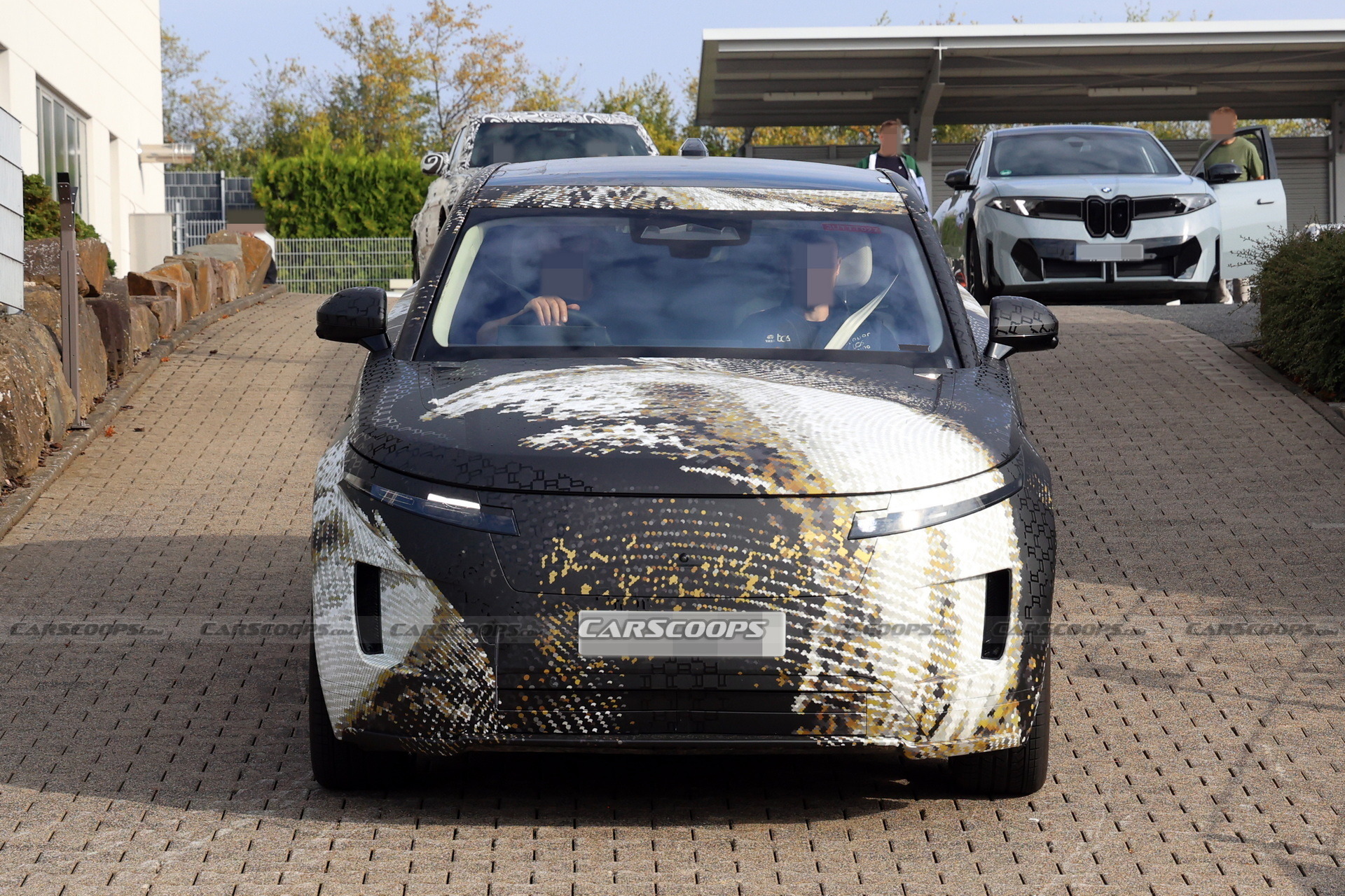 Range Rover GT Nurburgring Scoop - 1