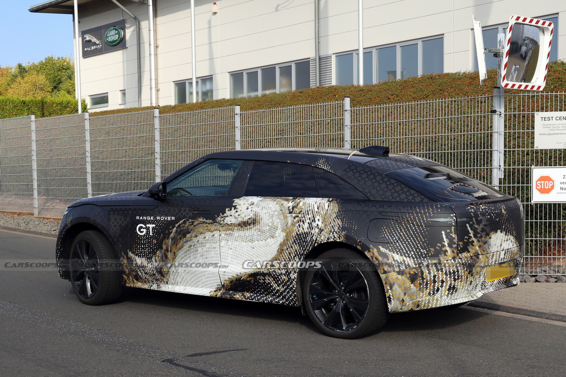 Range Rover GT Nurburgring Scoop - 13