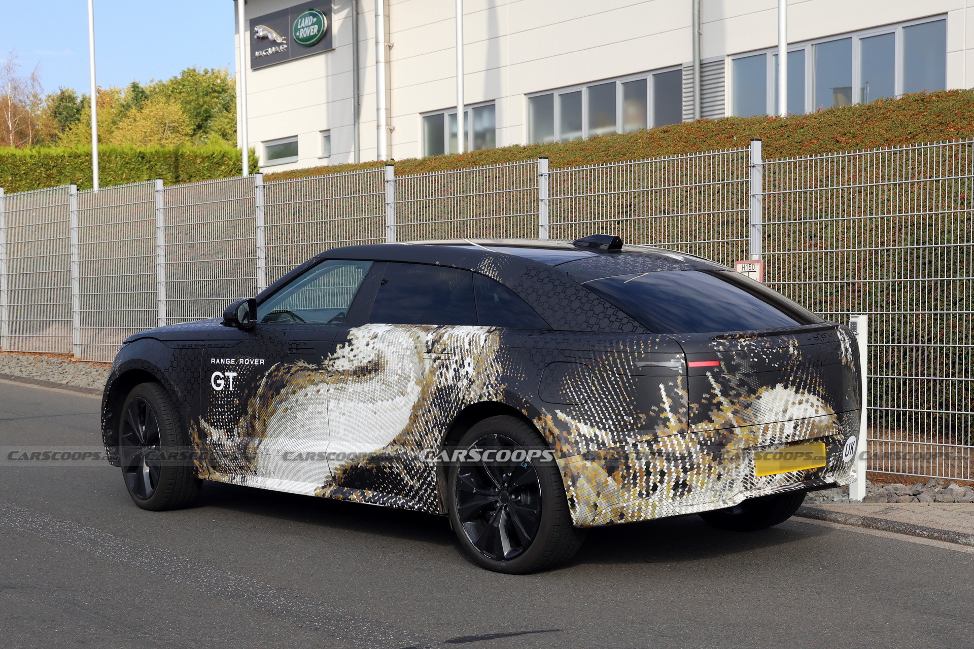 Range Rover GT Nurburgring Scoop - 14
