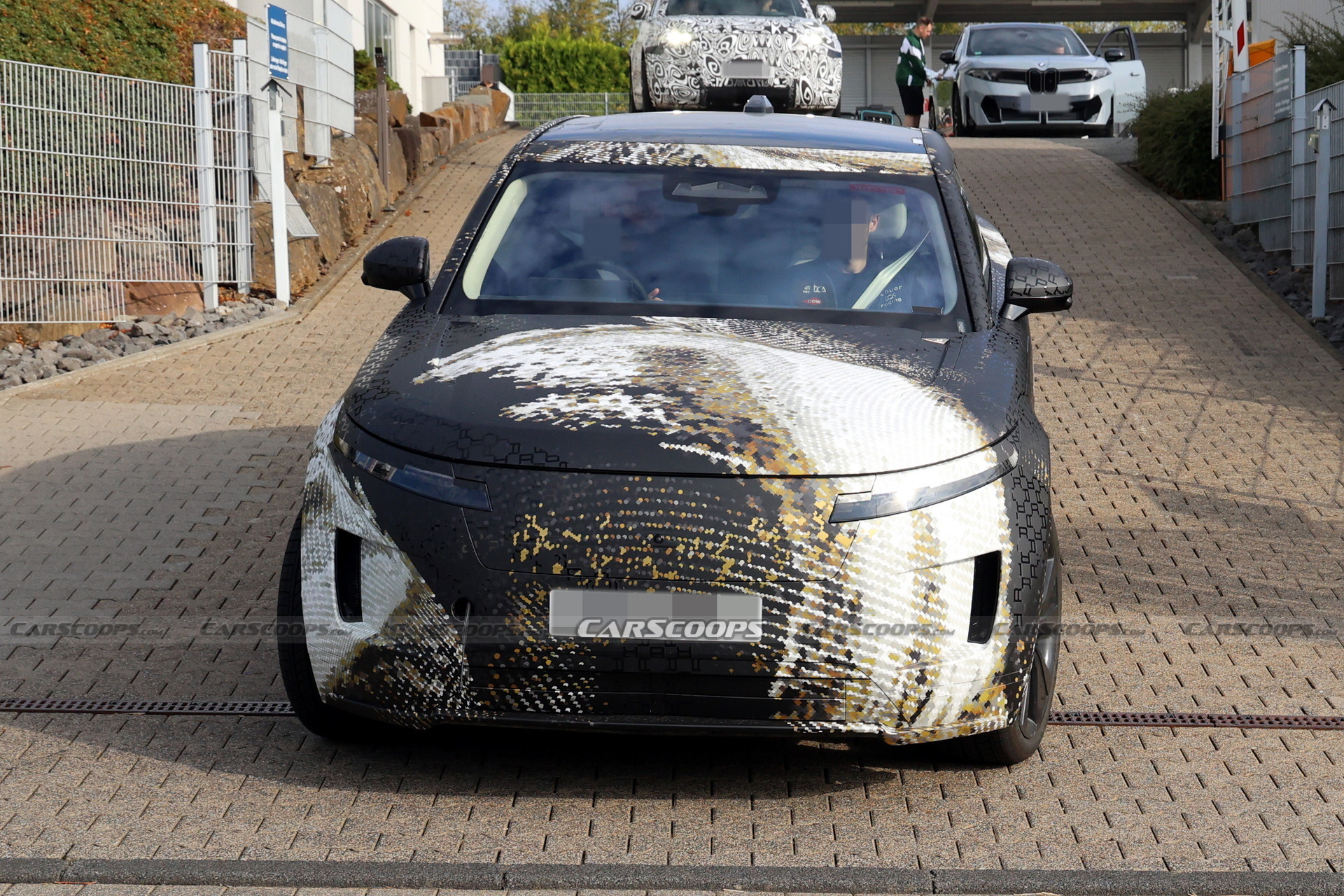 Range Rover GT Nurburgring Scoop - 3
