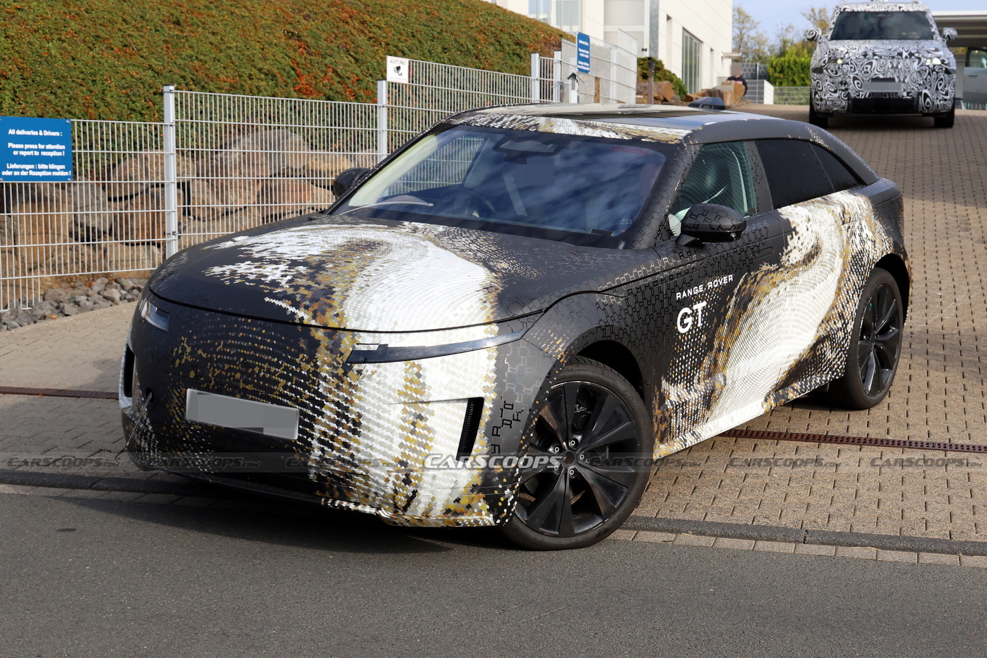 Range Rover GT Nurburgring Scoop - 7