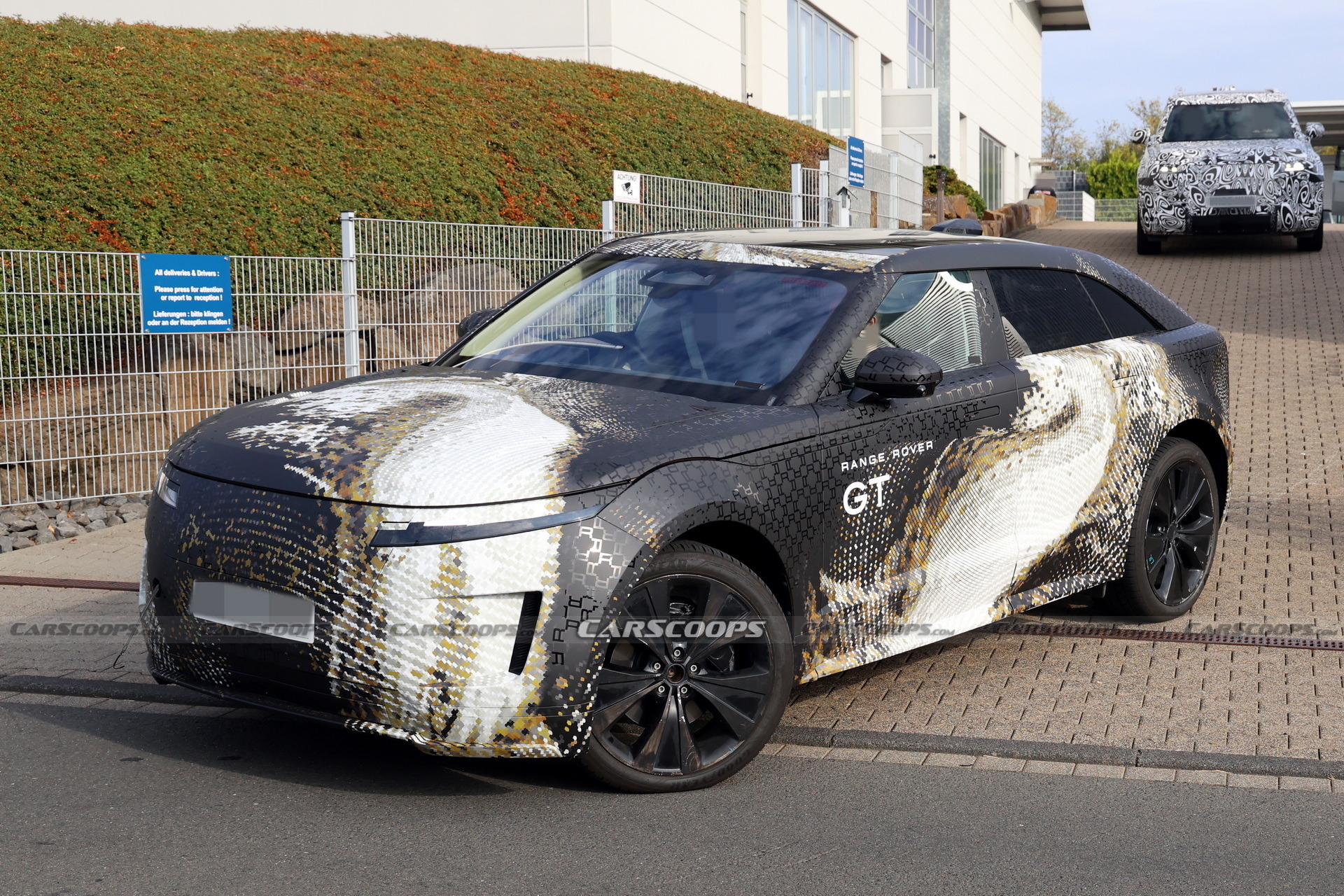Range Rover GT Nurburgring Scoop - 8