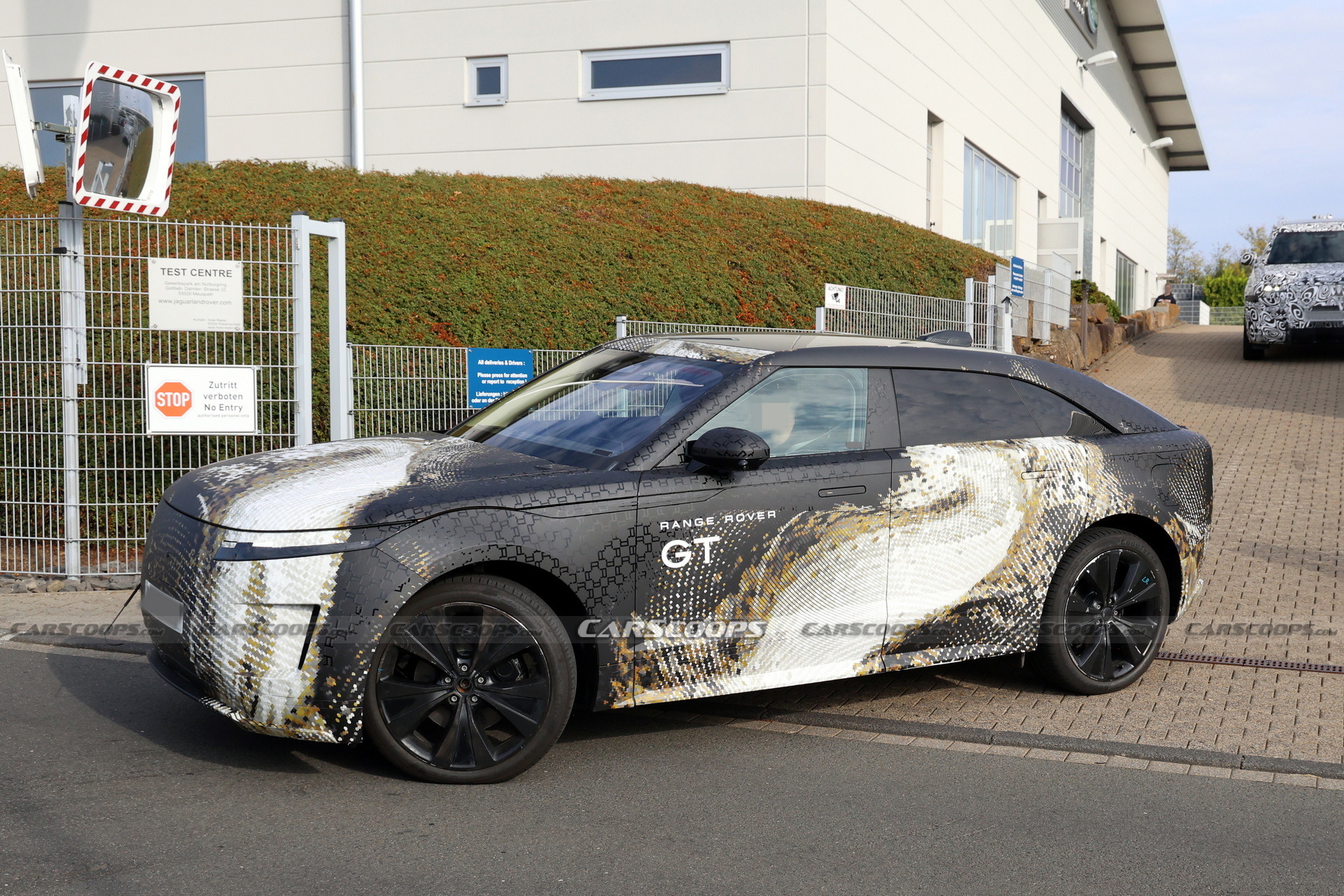 Range Rover GT Nurburgring Scoop - 9