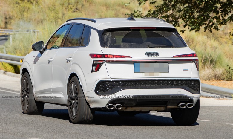 Audi SQ3 scoop 00010