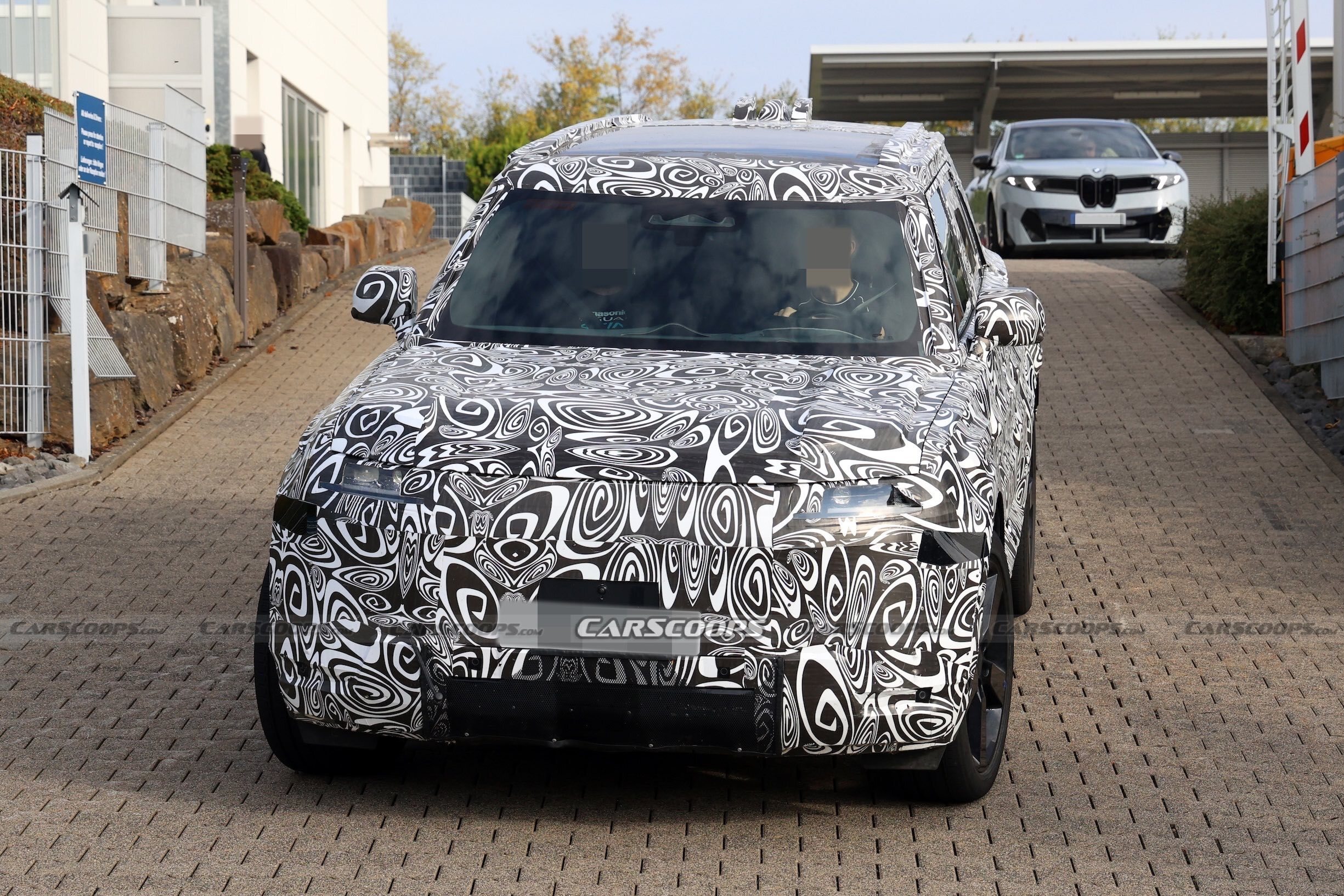 Defender baby SUV scoop 00003