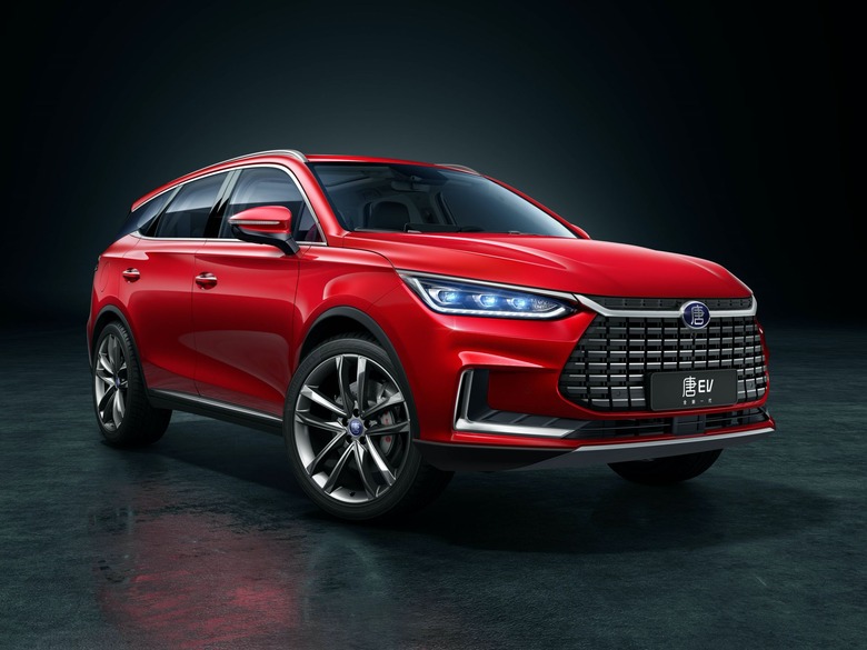 BYD Tang EV 6