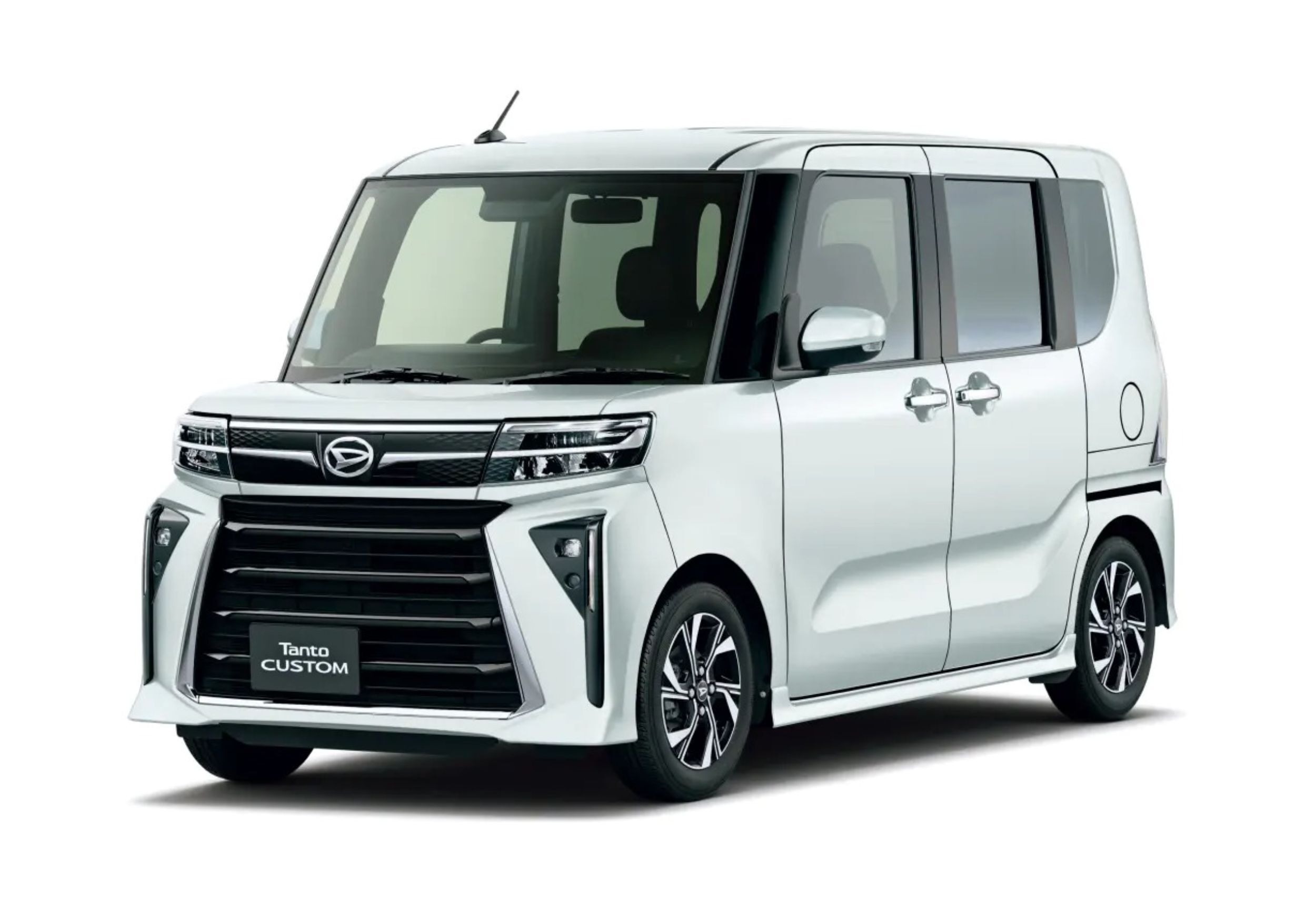 Daihatsu Tanto Custom (1)