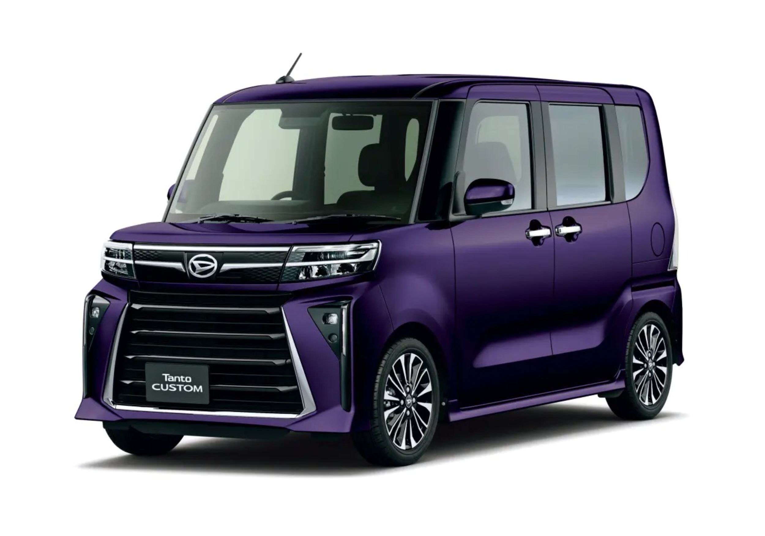 Daihatsu Tanto Custom (2)
