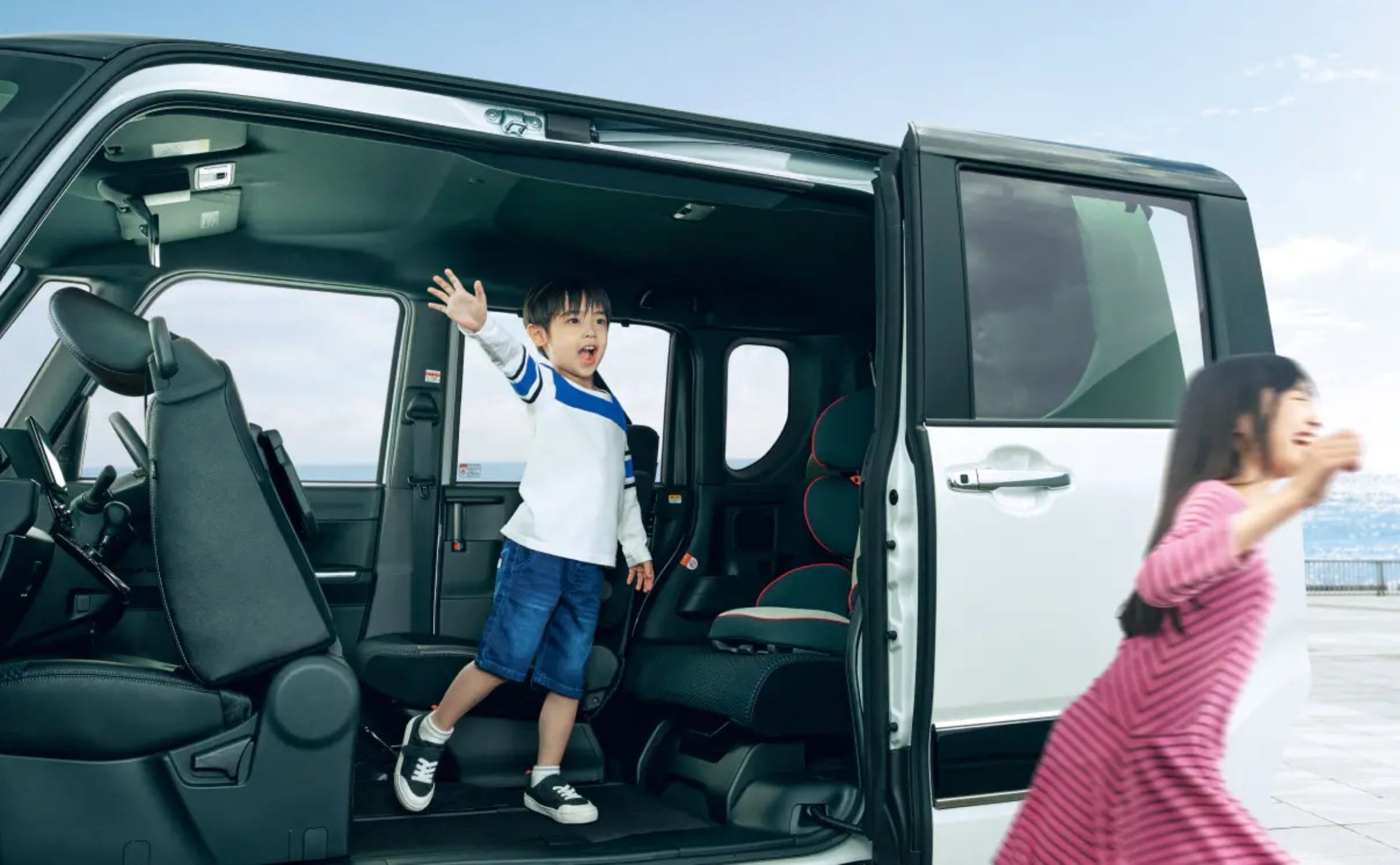 Daihatsu Tanto Custom (5)