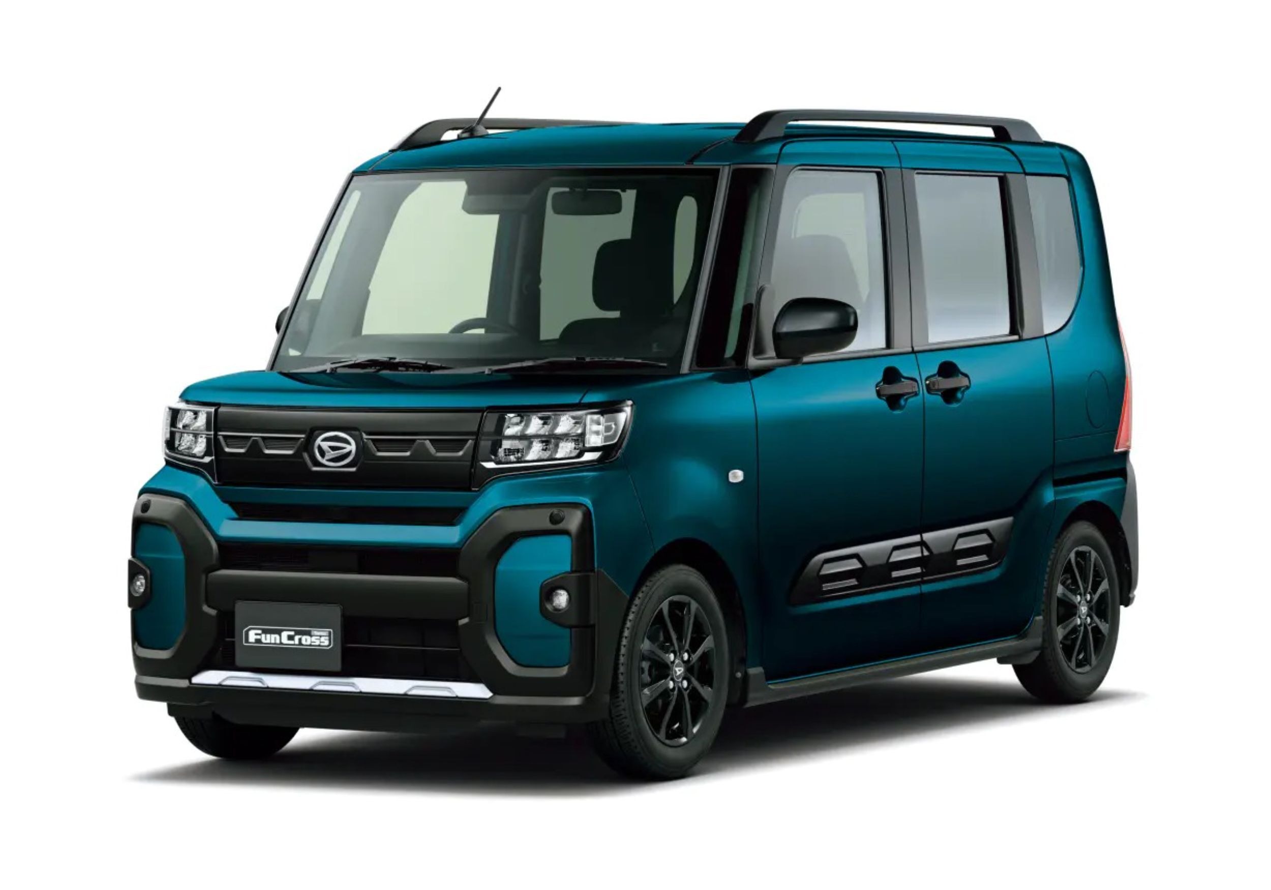 Daihatsu Tanto Fun Cross (2)