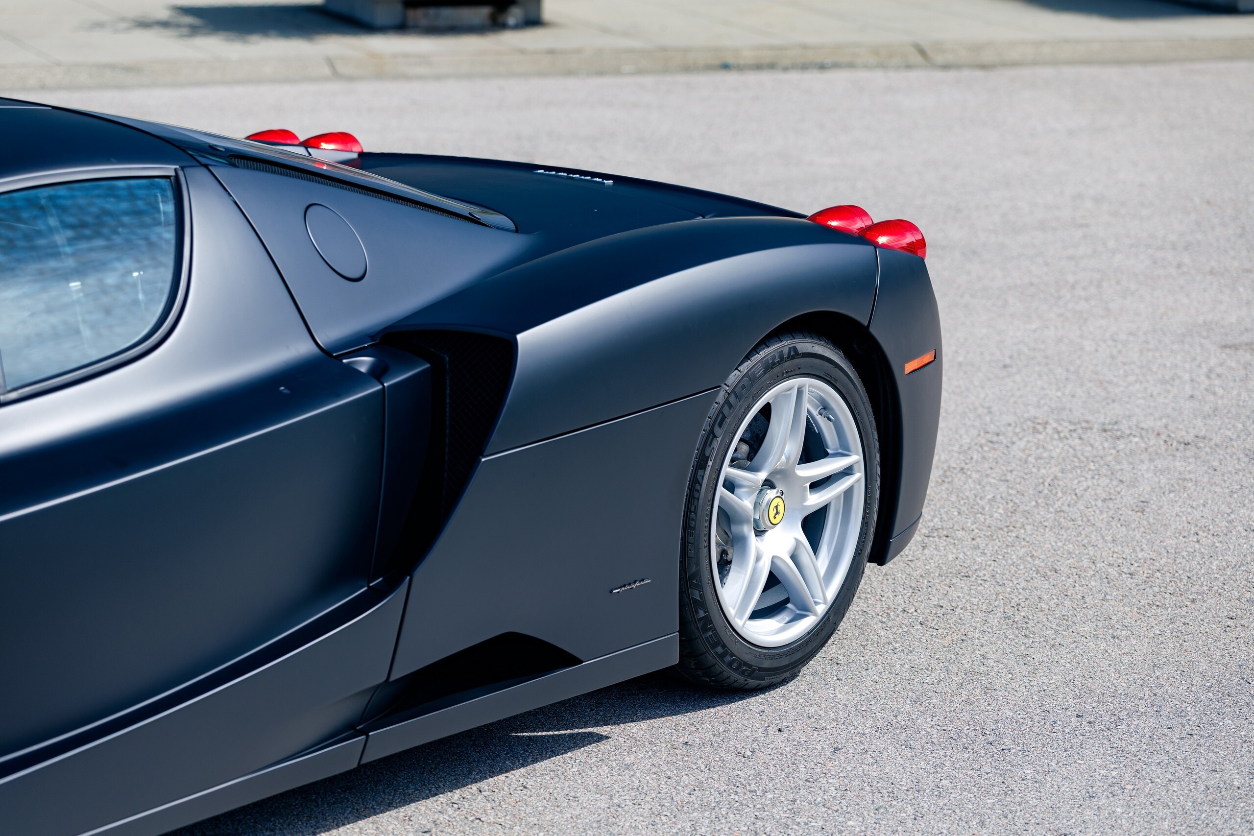 Ferrari Enzo matte black - 28