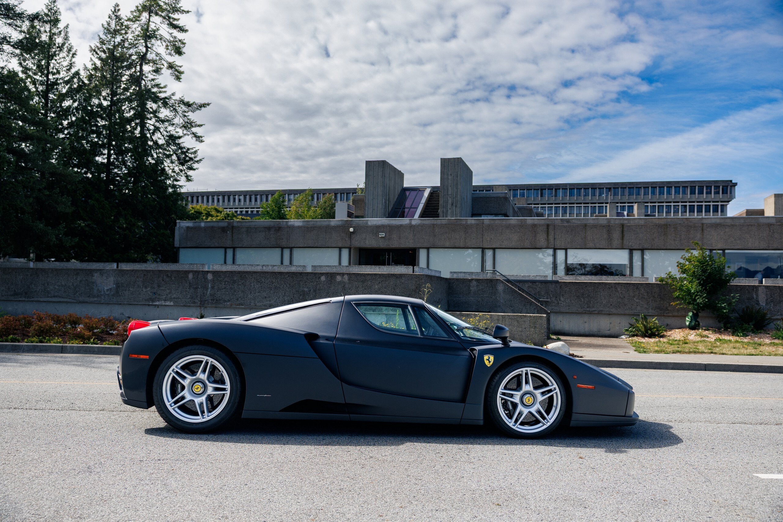 Ferrari Enzo matte black - 4