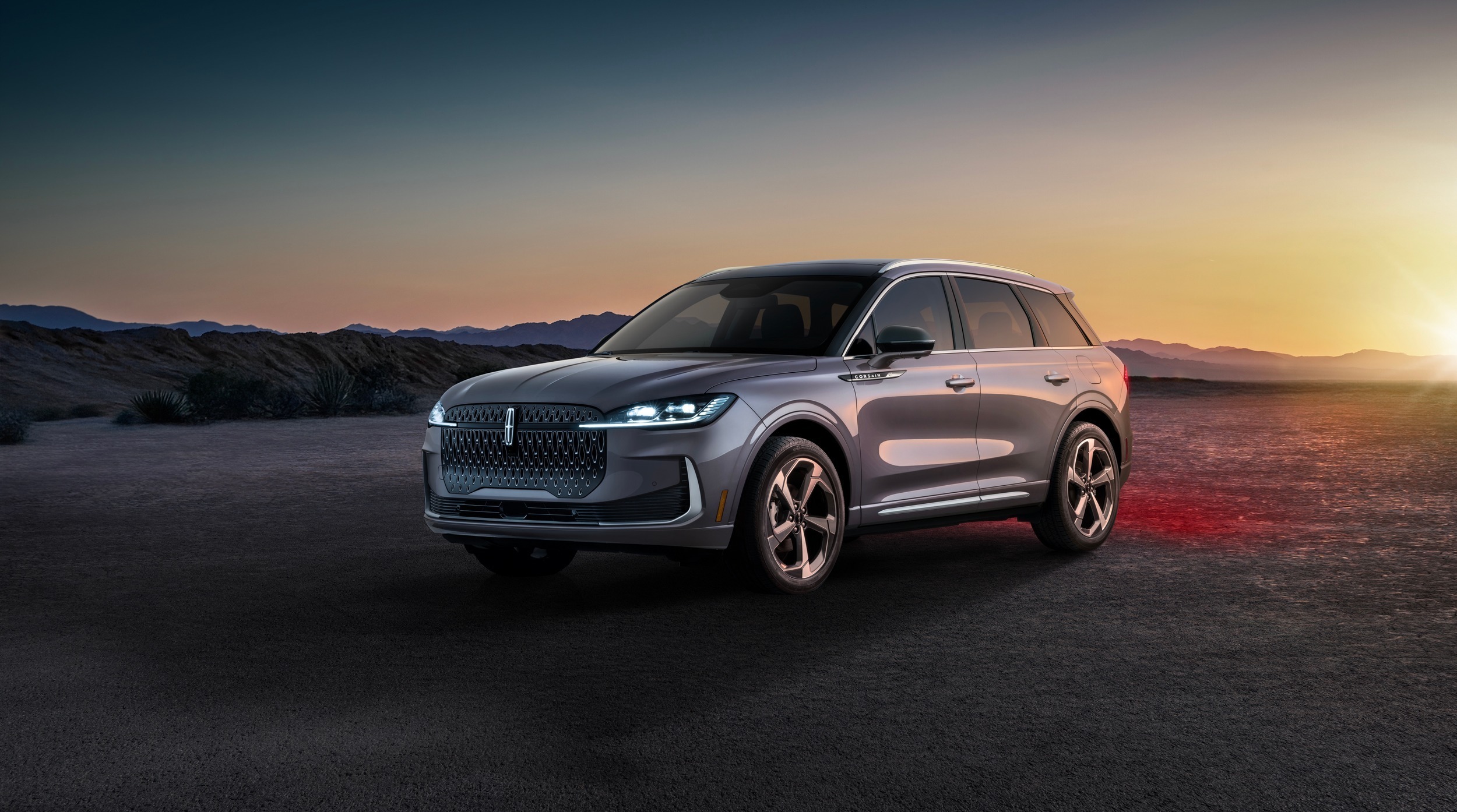 2027 Lincoln Corsair 825 12