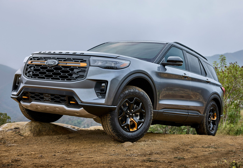 2026 Ford Explorer Tremor 00003