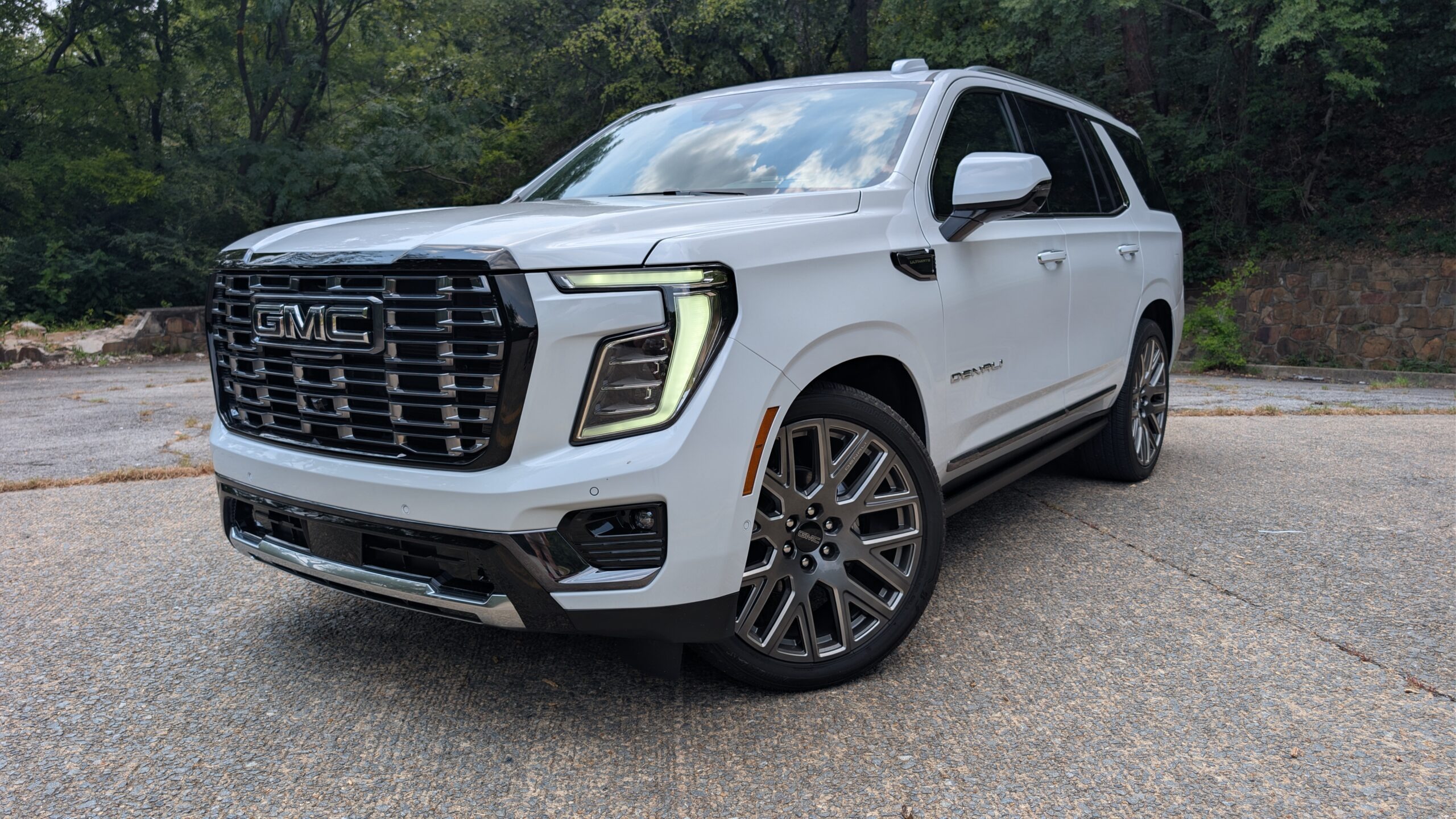 2026 GMC Yukon Denali Ultimate by Stephen Rivers for Carscoops 13