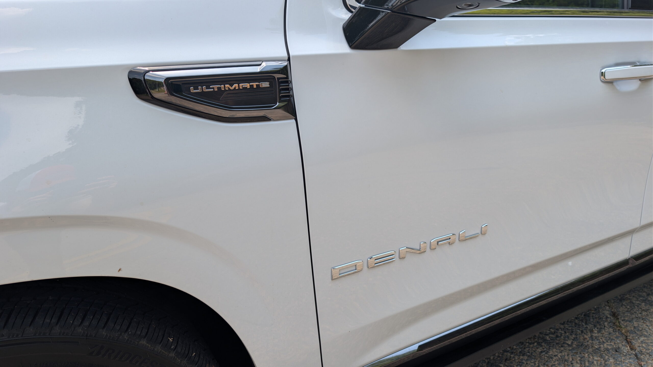 2026 GMC Yukon Denali Ultimate by Stephen Rivers for Carscoops 25