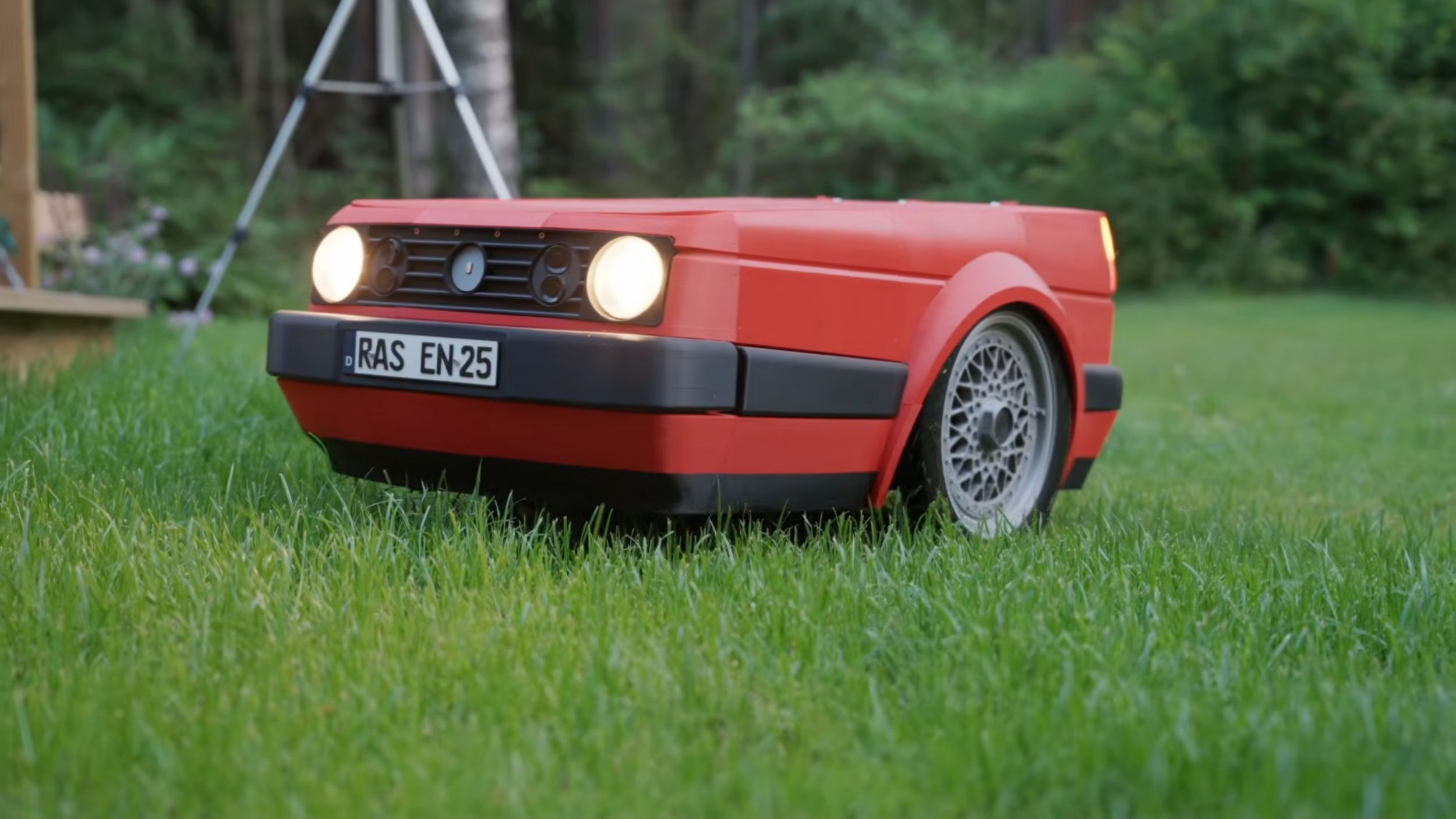 VW Golf GTI MK2 - Robot Lawn Mower - Project Hunter (7)