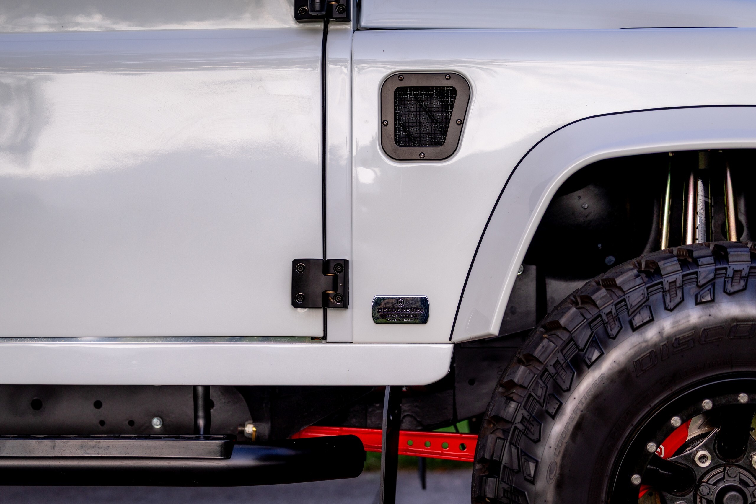 Helderberg Land Rover Defender 110 White - 11