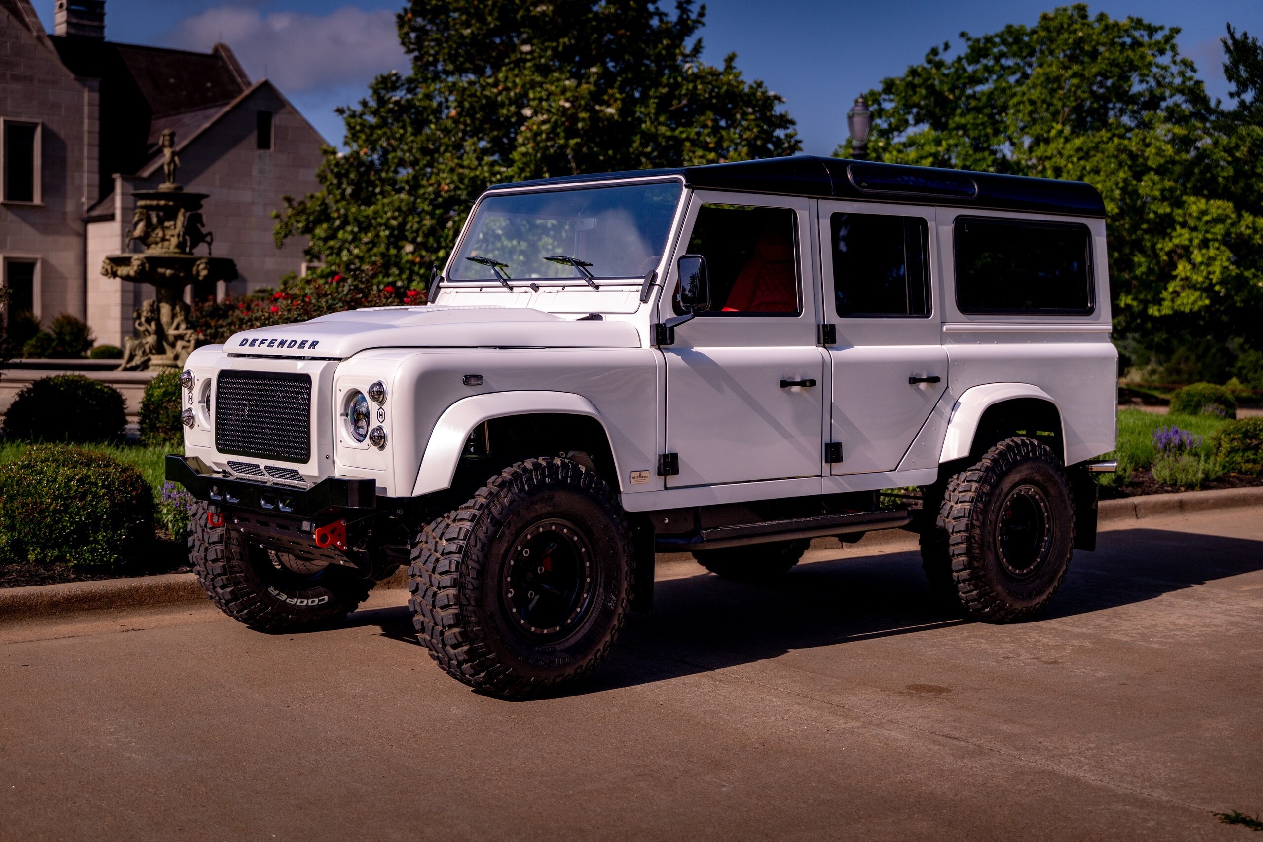 Helderberg Land Rover Defender 110 White - 2