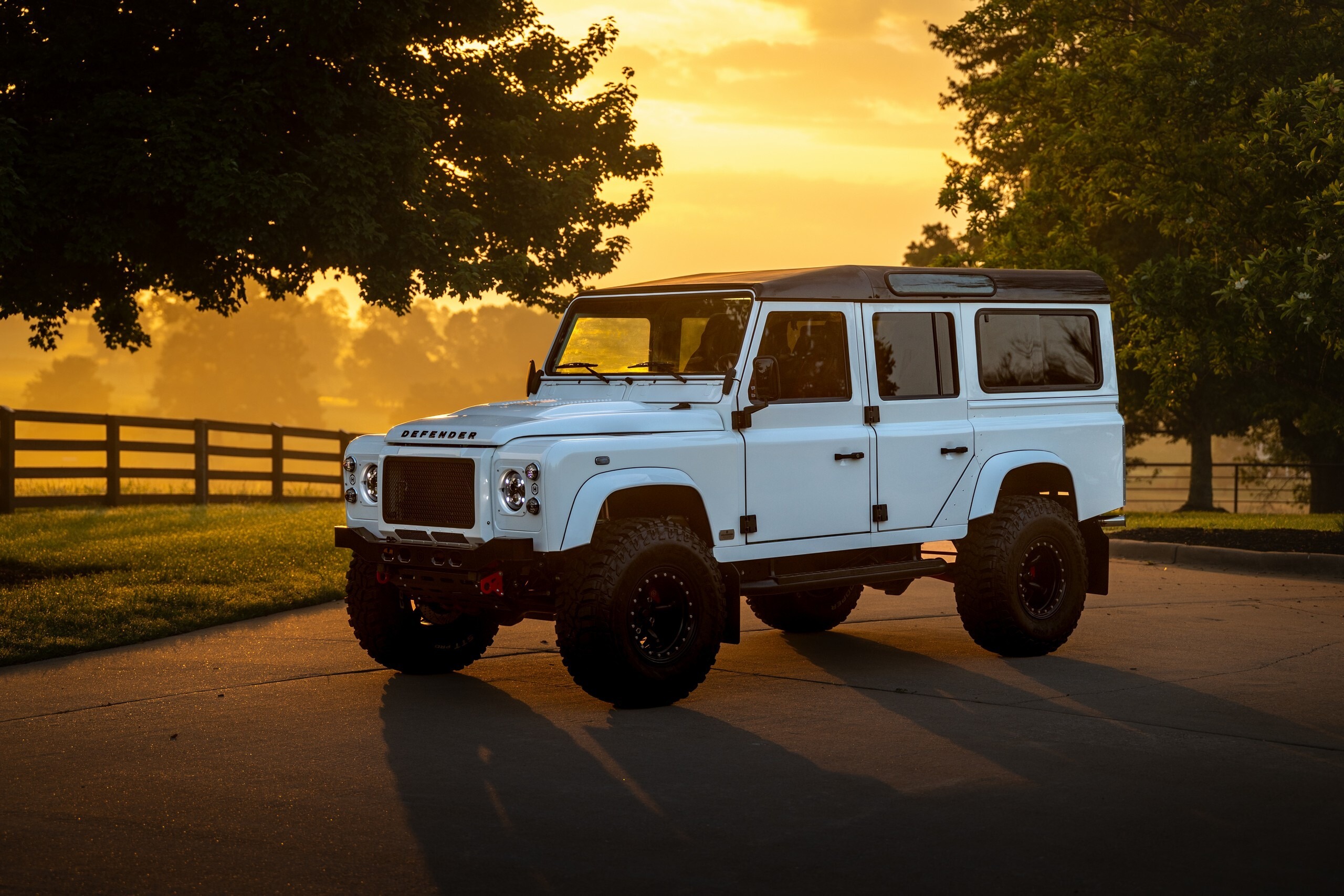 Helderberg Land Rover Defender 110 White - 22