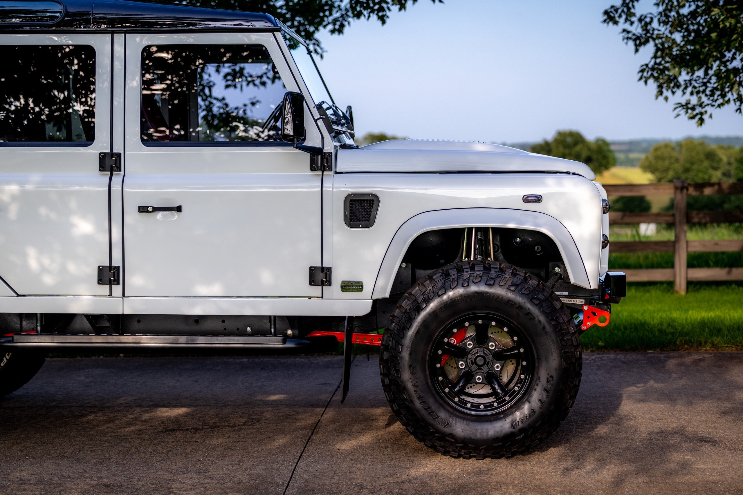 Helderberg Land Rover Defender 110 White - 9