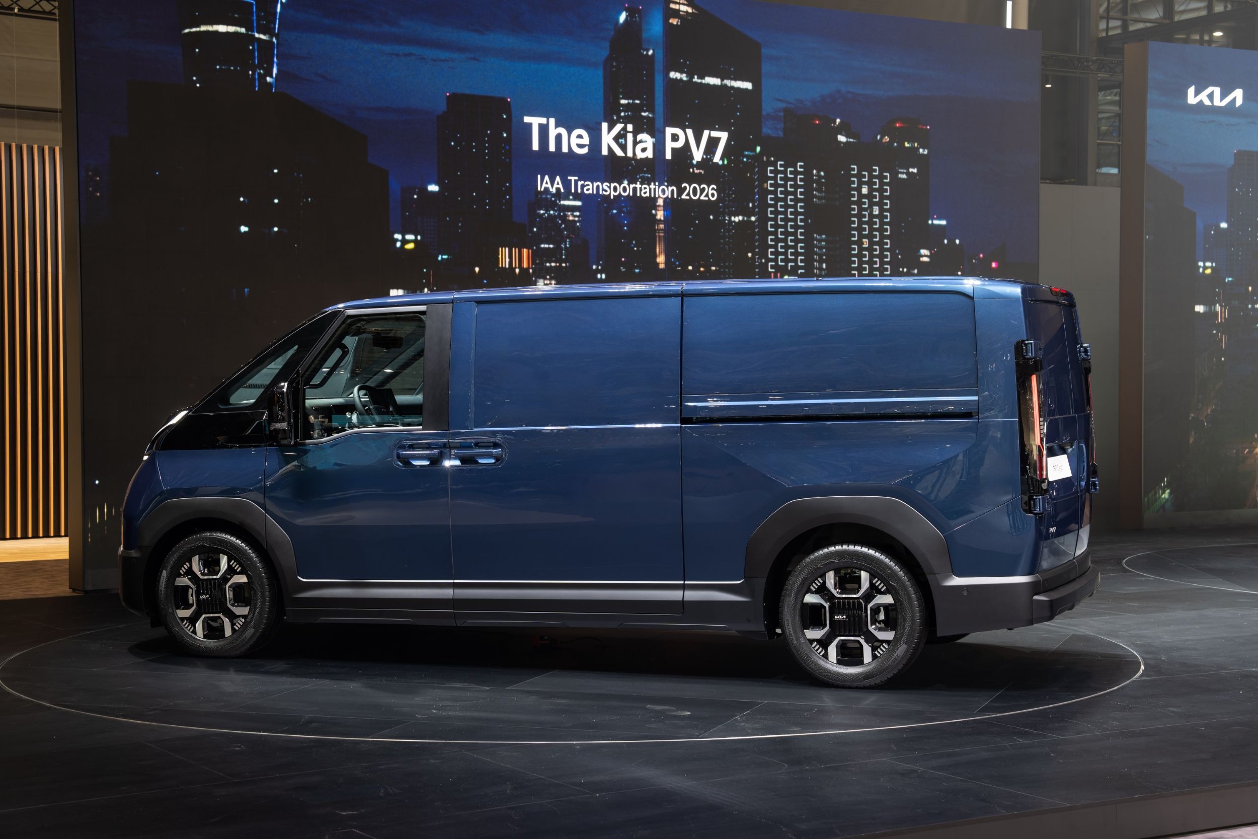 Kia PV7 Cargo - Live (22)b
